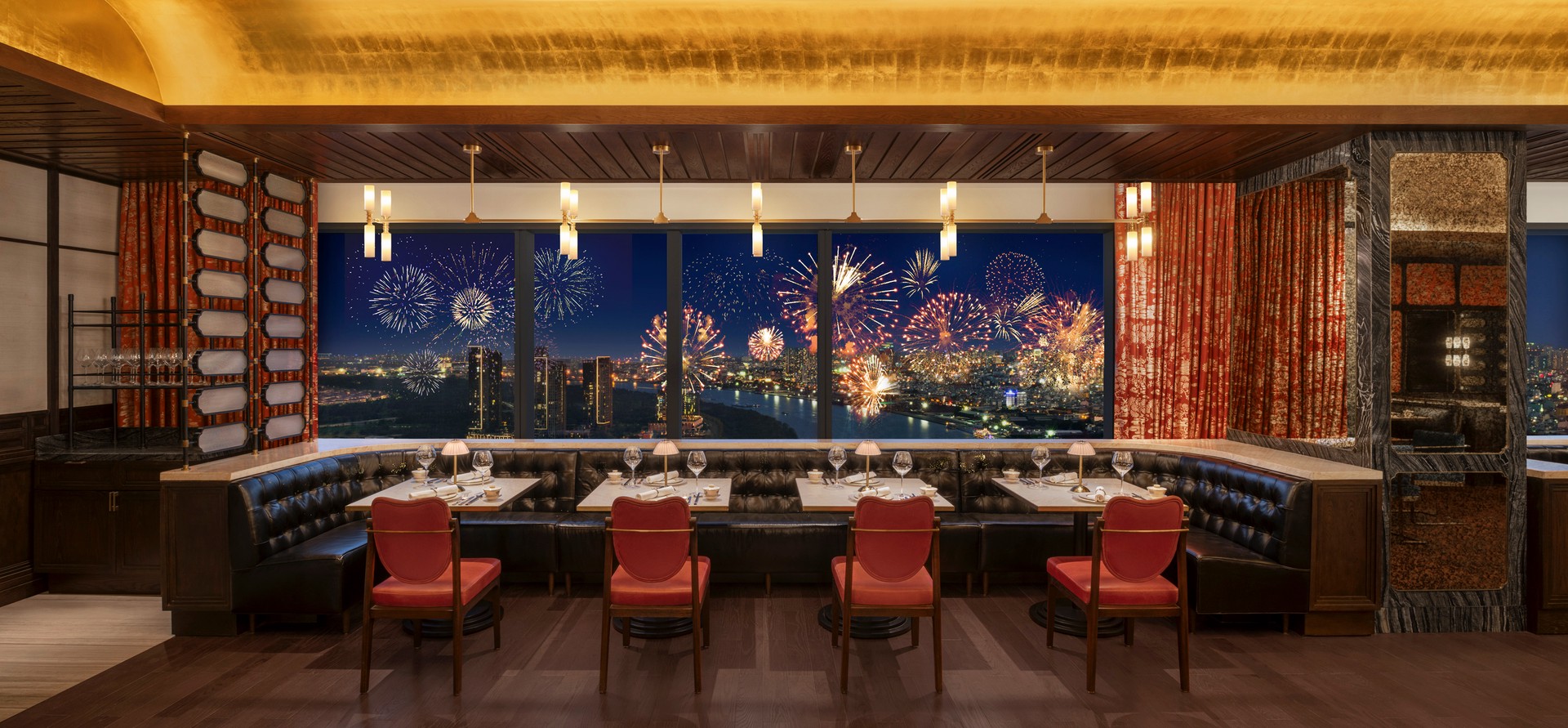 Hinh anh Sài Gòn tháng Tư: Chút vị hạ nồng nàn và những cuộc hẹn trên cao 4