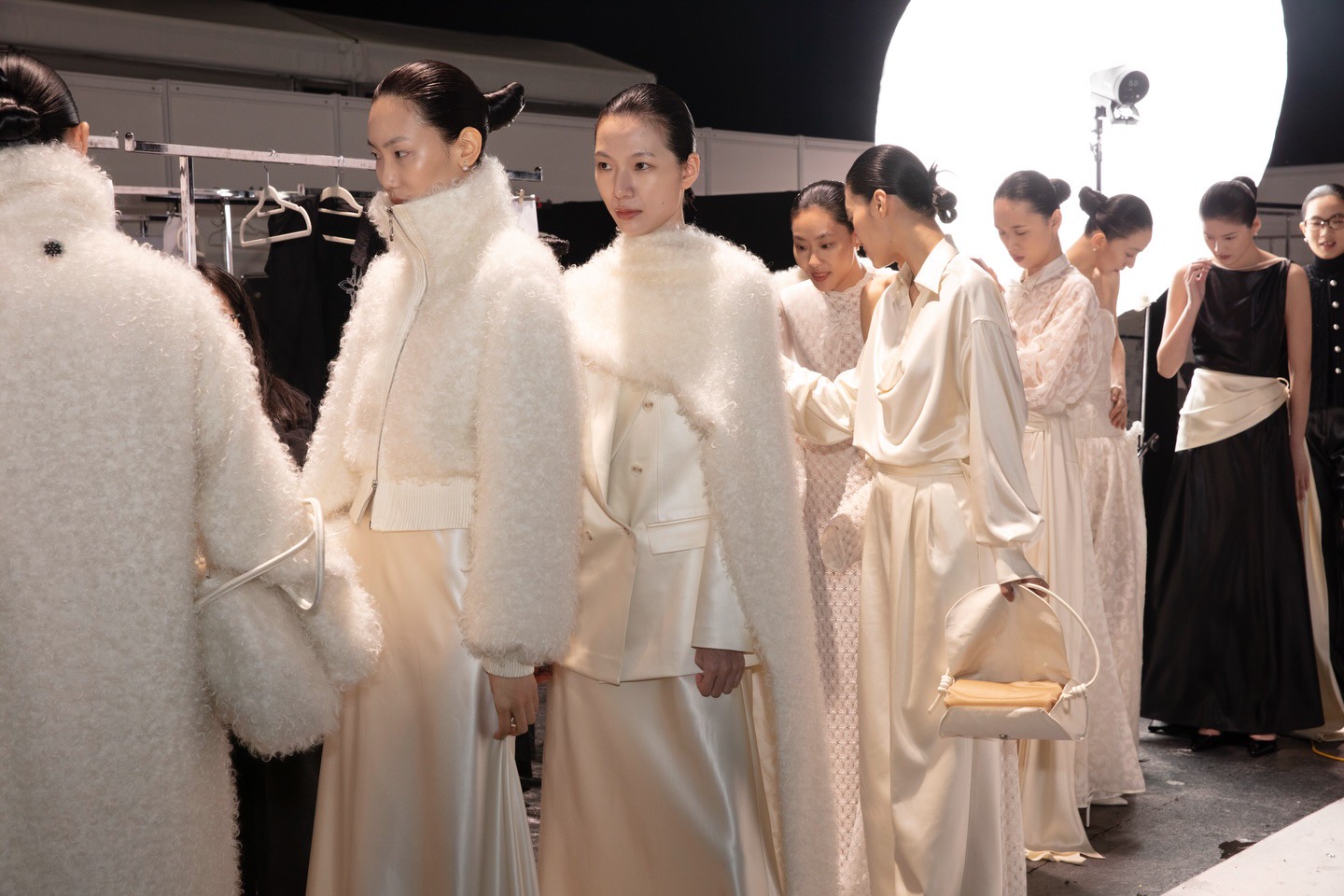 Hinh anh 3 thương hiệu Việt tại Shanghai Fashion Week Fall/Winter 2026 2