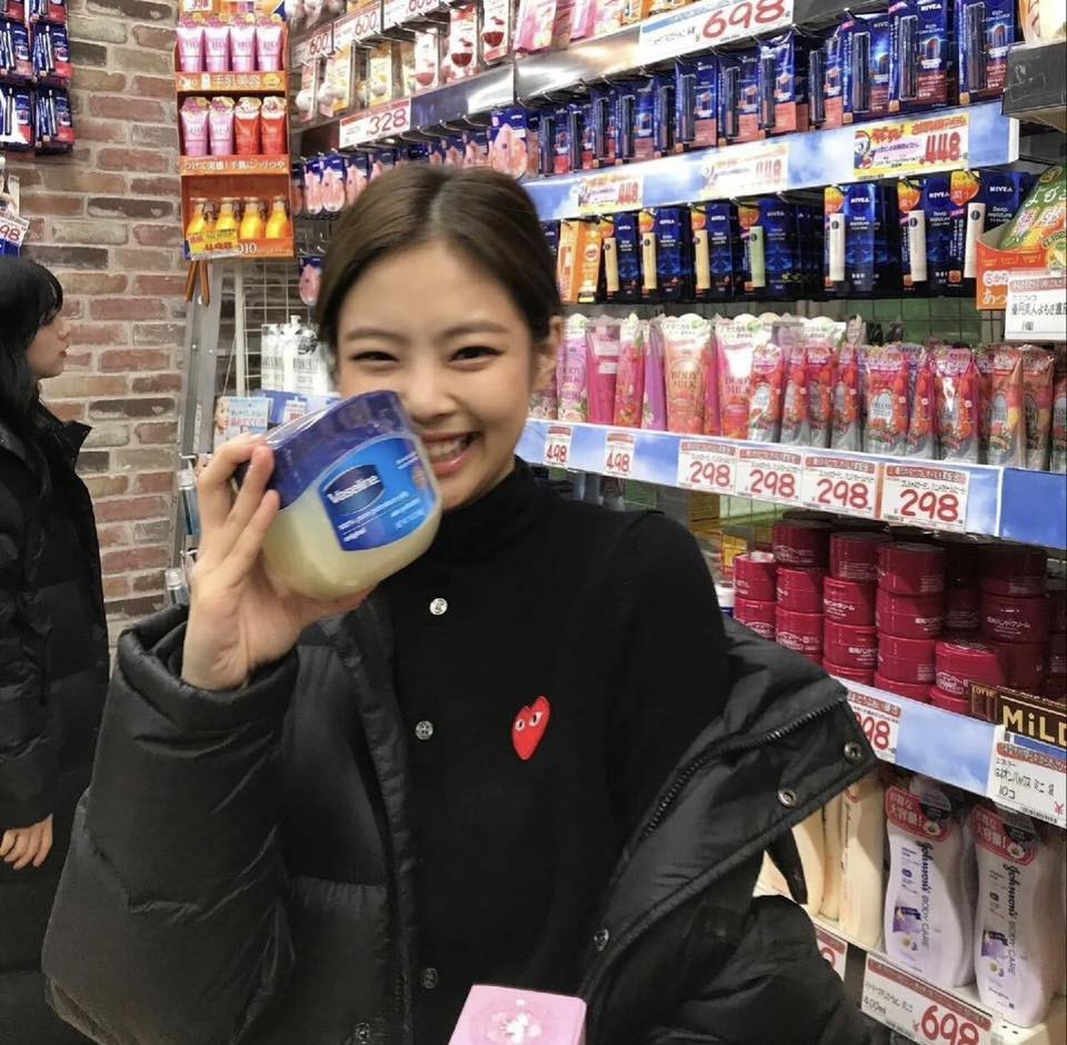Hinh anh JENNIE trở thành đại sứ toàn cầu đầu tiên của Vaseline 1