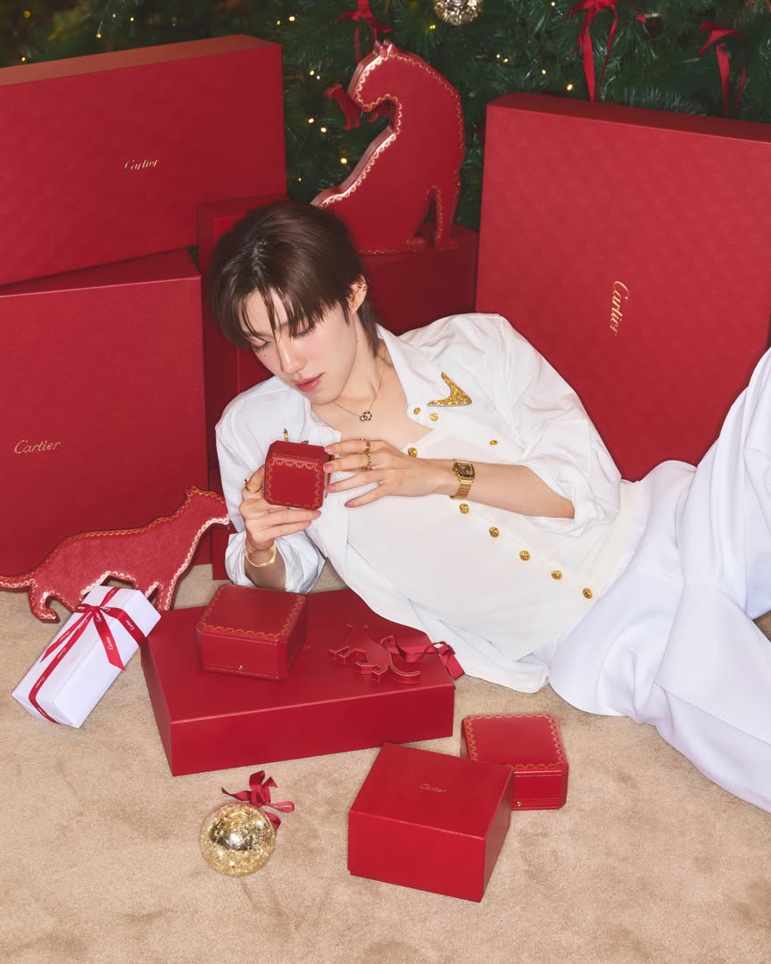 Hinh anh Tôi vinh dự khi được gia nhập đại gia đình Cartier, một Maison mà tôi luôn ngưỡng mộ bởi sức sáng tạo, di sản và tinh thần vượt thời gian. Tôi rất háo hức cho những điều sắp tới. 10