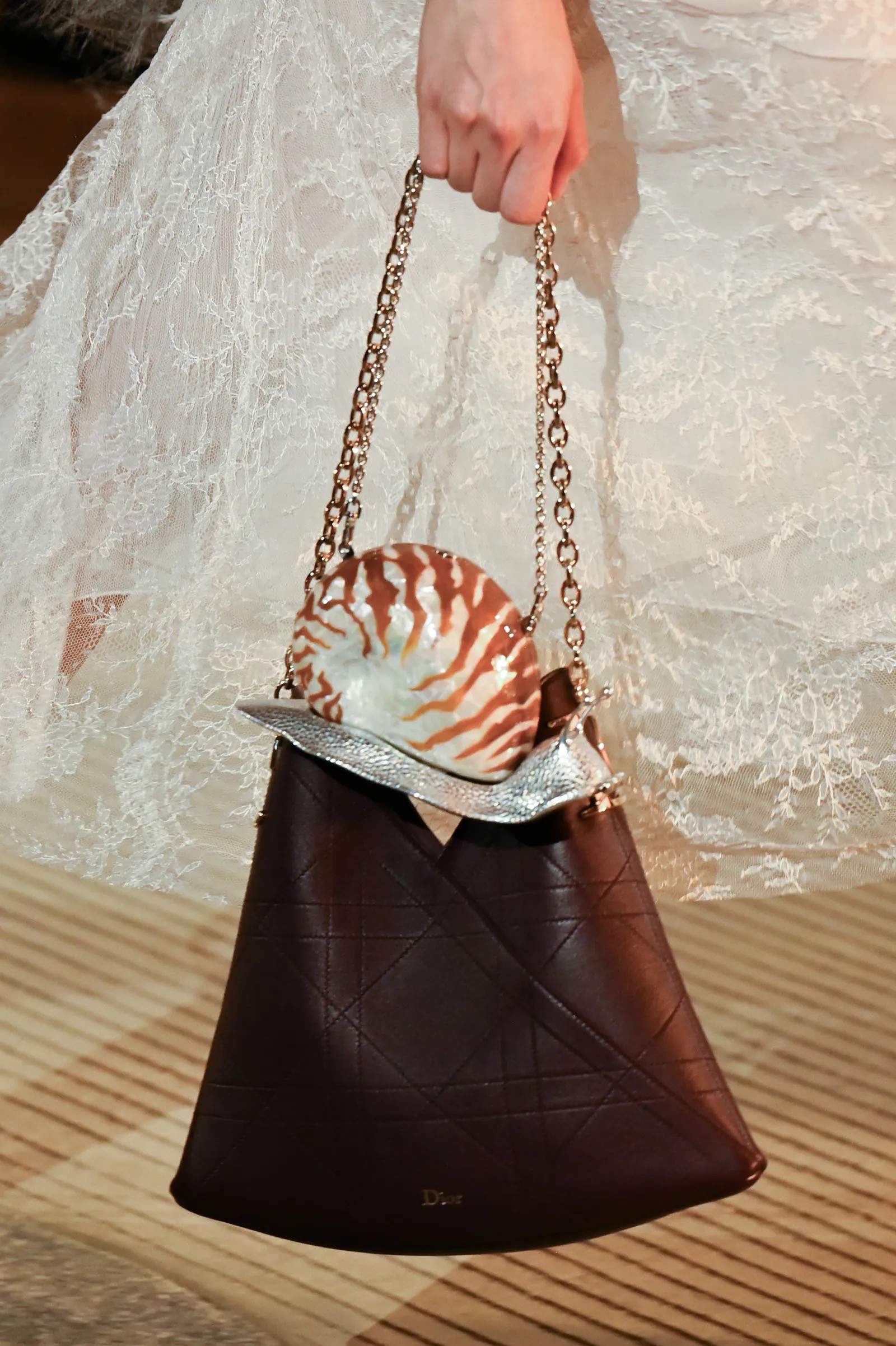 Hinh anh Dior Cruise 2027: Cuộc hạnh ngộ của những giấc mơ  34