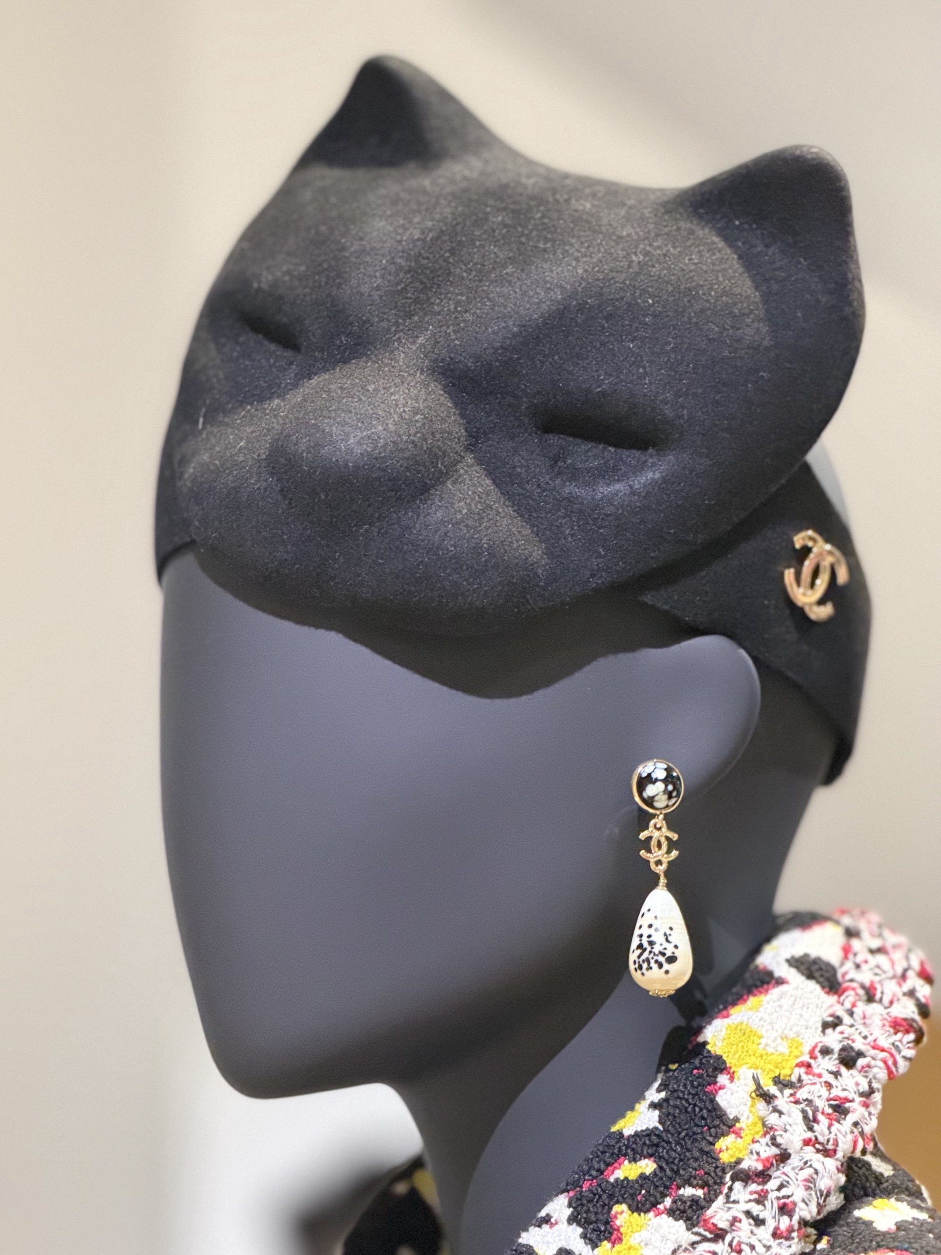 Hinh anh CHANEL Métiers d’art 2026 tại Seoul: Cuộc “di cư” của hệ phụ kiện CHANEL vào lòng đô thị  15