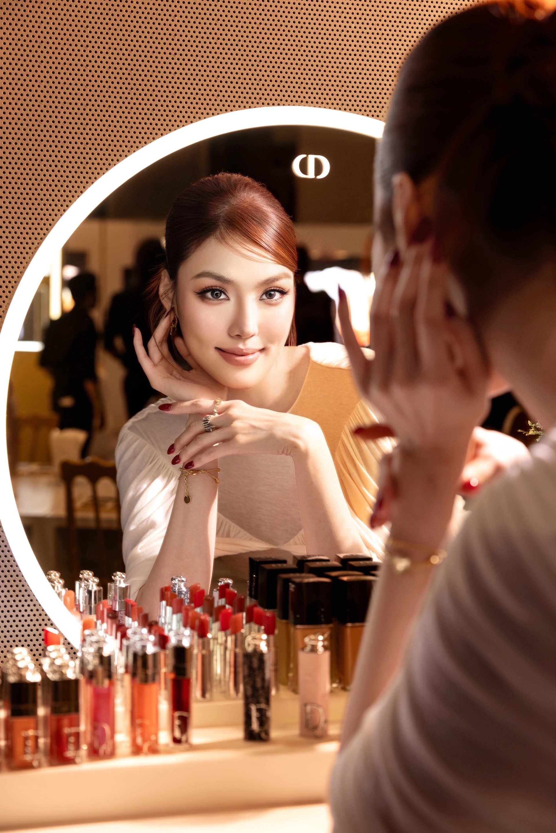 Hinh anh Cùng nhìn lại một số hình ảnh tại sự kiện ra mắt sản phẩm Dior 6