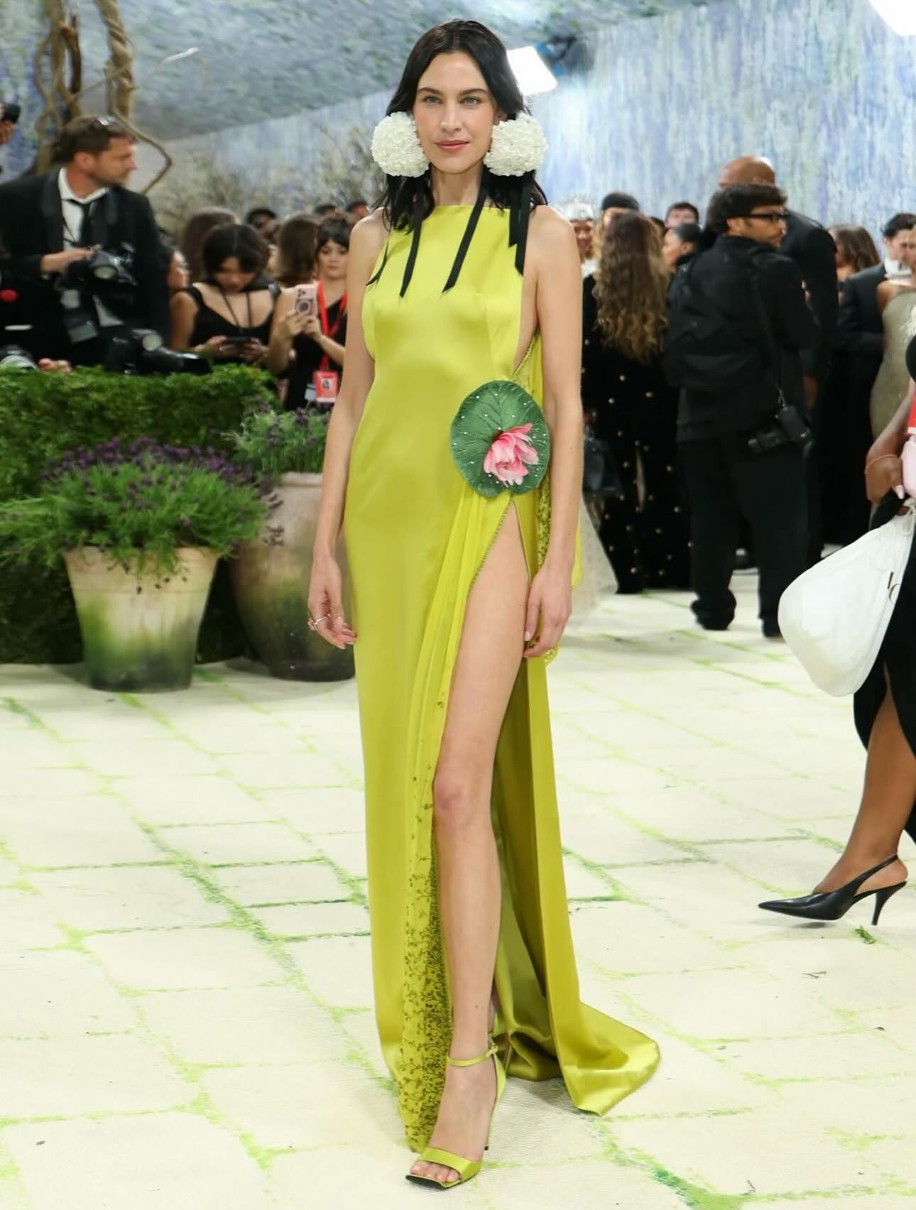 Hinh anh Dior tại Met Gala 2026: Khi thời trang hóa thành nghệ thuật điêu khắc 10