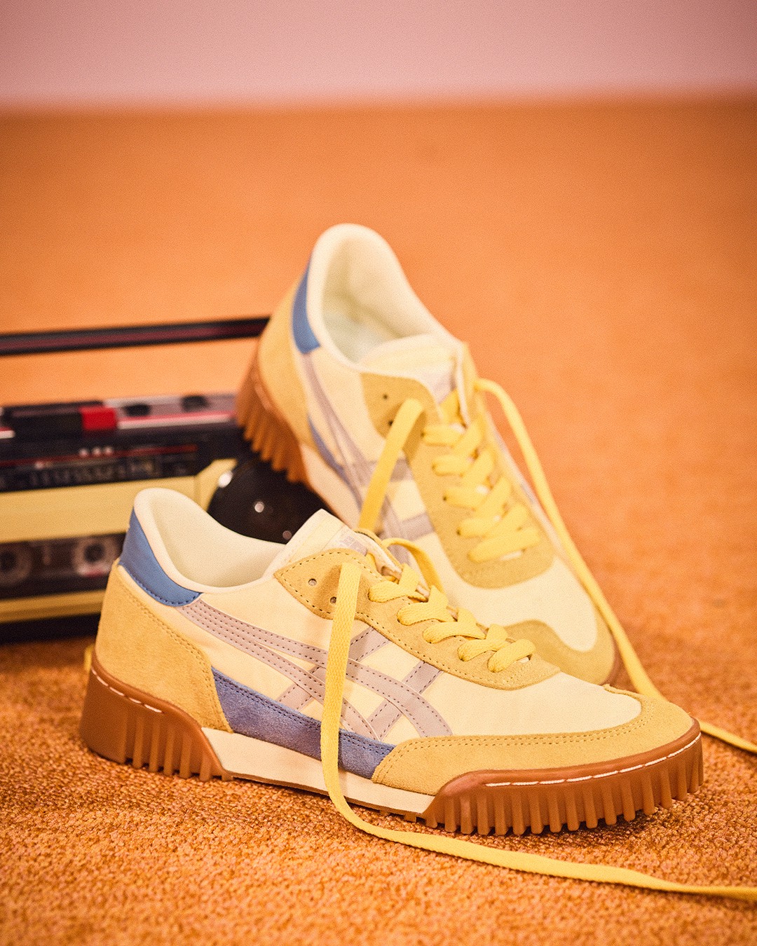 Hinh anh Onitsuka Tiger mang tinh thần thể thao thập niên 1980 trở lại đường phố cùng ROTEMIT™ 4