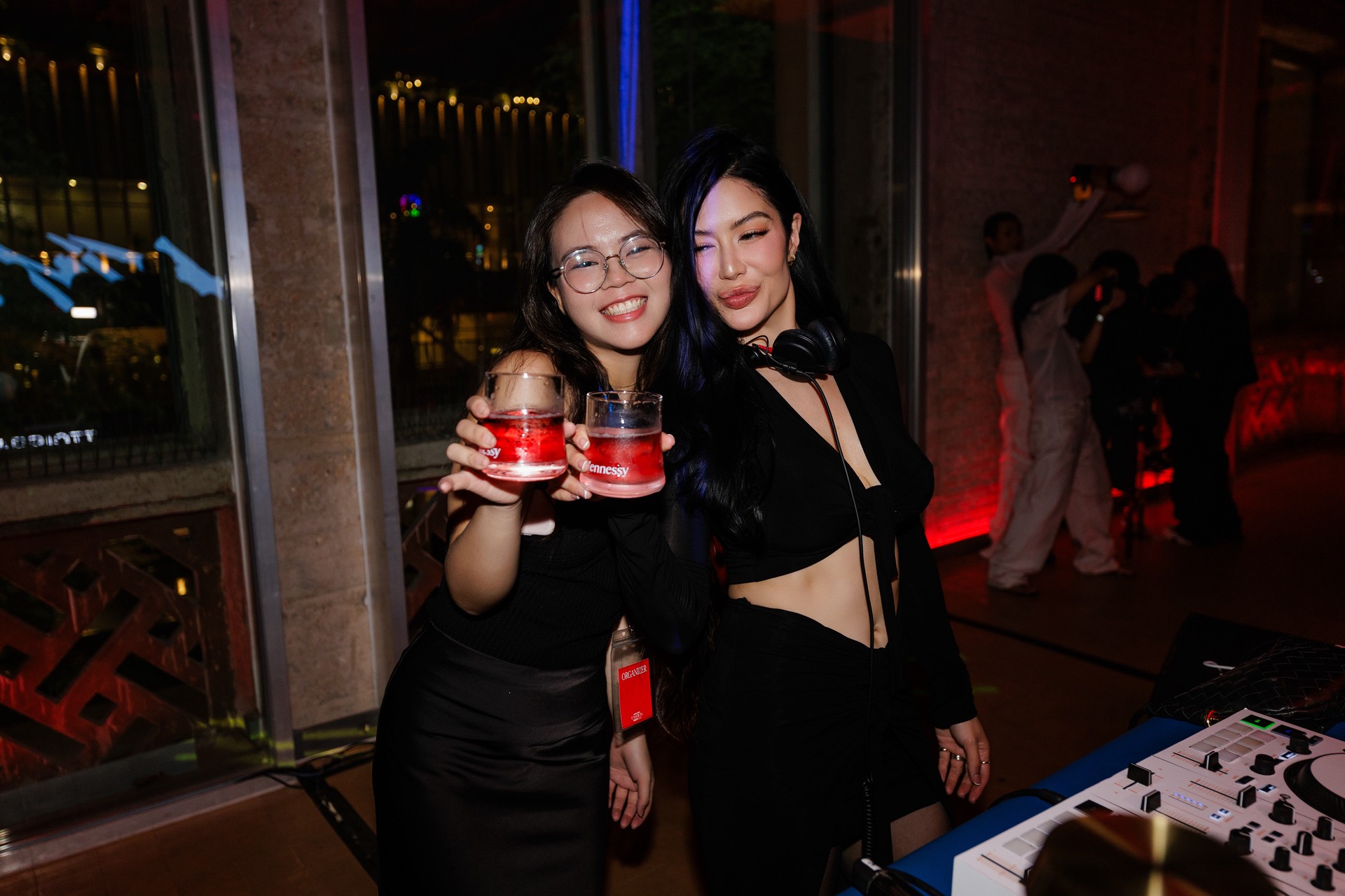Hinh anh Marie Claire Fashion Night Out 2026: Thời trang, âm nhạc và ẩm thực 32