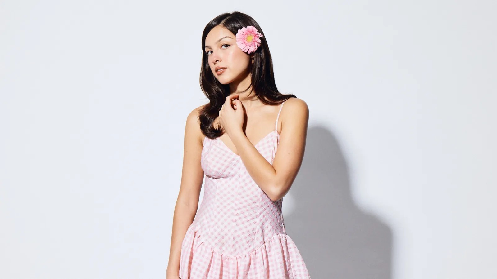 Hinh anh ‘you seem pretty sad for a girl so in love’ và hai mặt tình yêu của Olivia Rodrigo 8