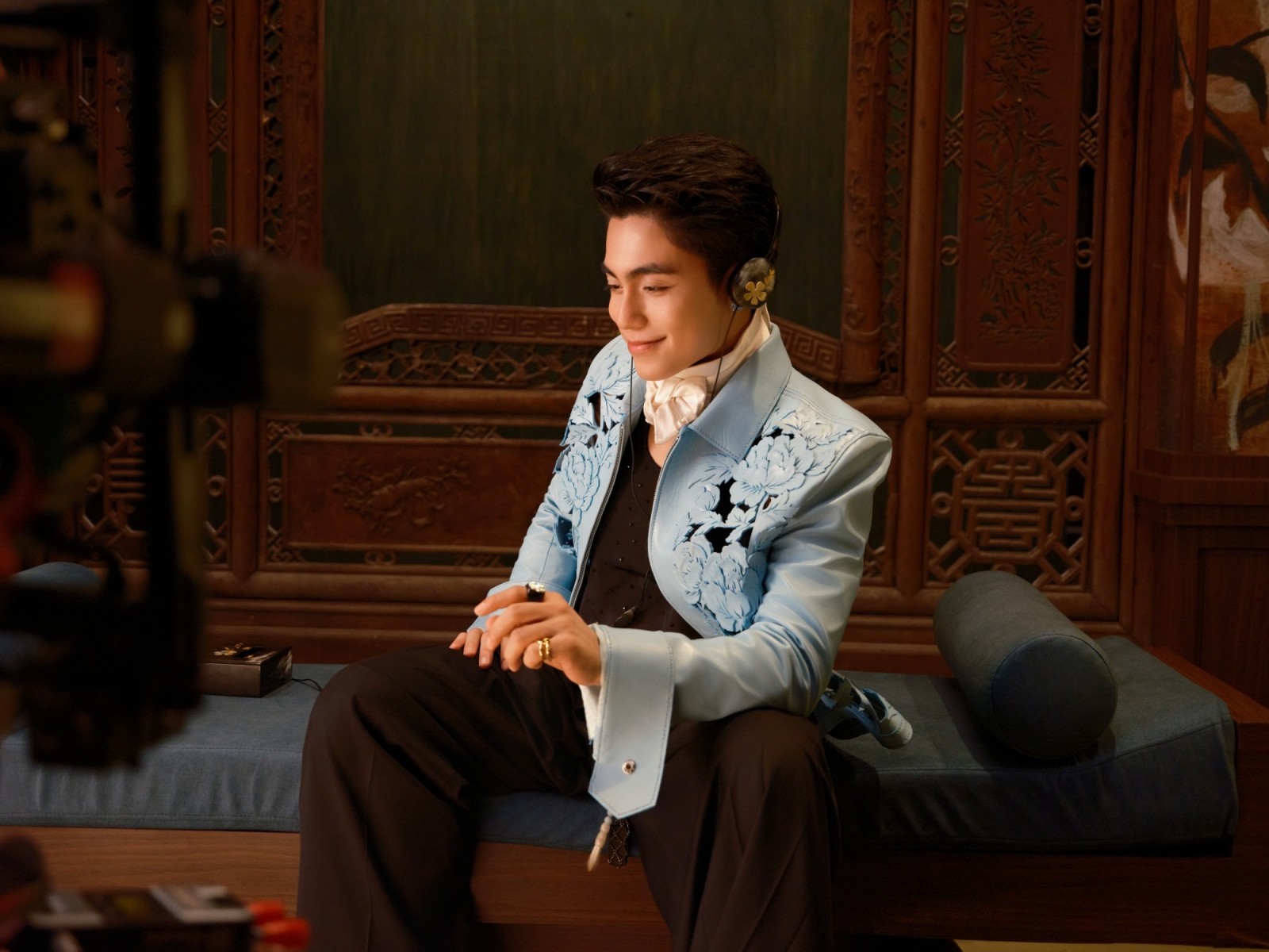 Hinh anh “Công tử văn thơ”: Funk Pop dưới mái Hoàng cung 1