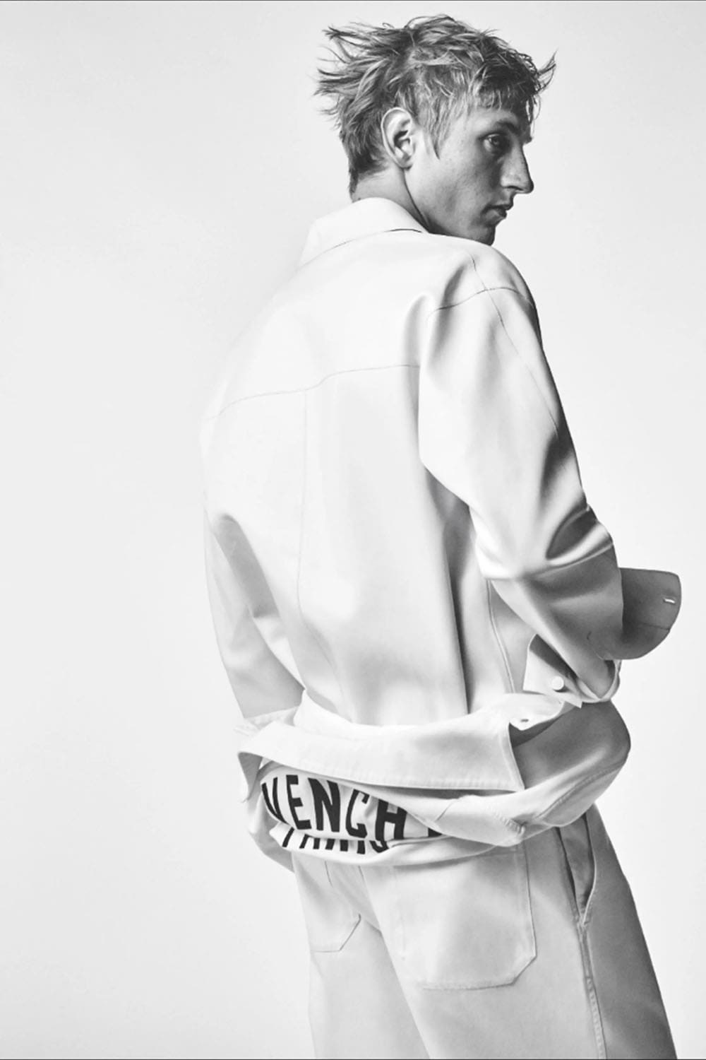 Hinh anh Paris Men's Fashion Week SS27: Thử thách từ thời tiết và những cột mốc chuyển giao 21