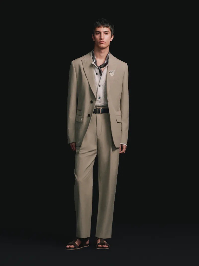 Hinh anh Paris Men's Fashion Week SS27: Thử thách từ thời tiết và những cột mốc chuyển giao 43