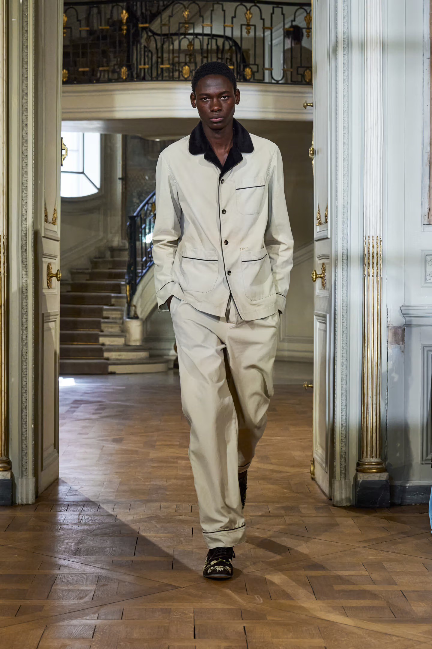 Hinh anh Paris Men's Fashion Week SS27: Thử thách từ thời tiết và những cột mốc chuyển giao 62