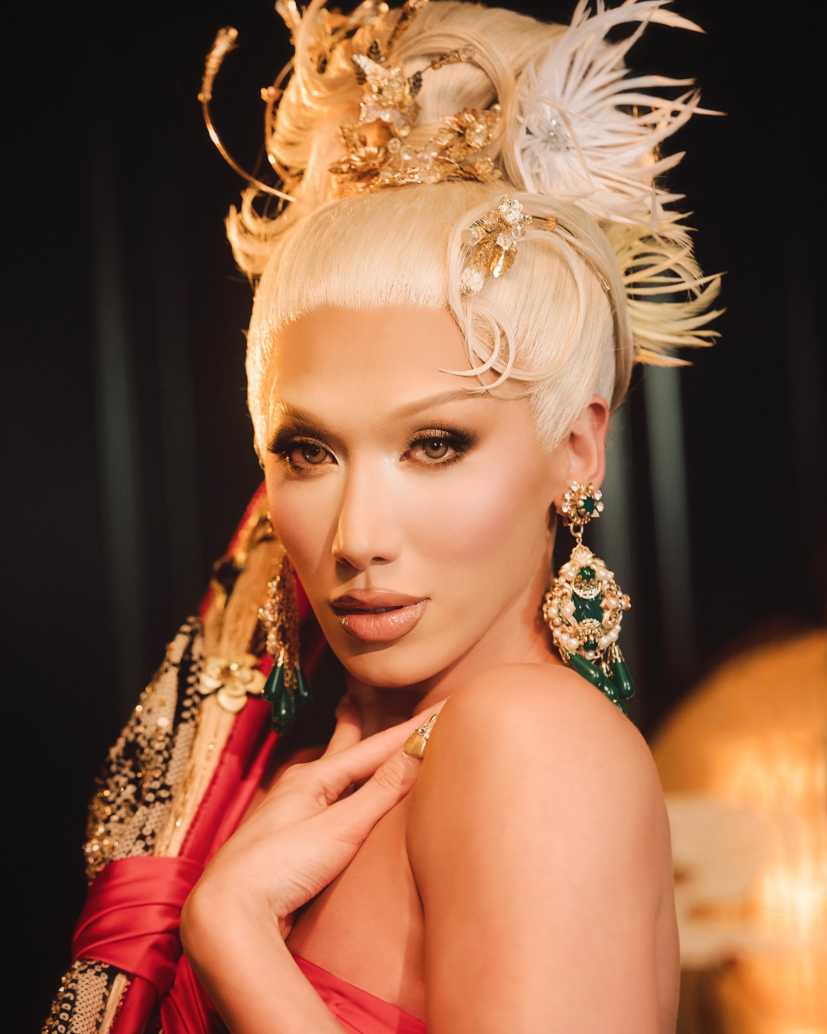 Hinh anh Plastique Tiara: "Drag Queen giúp tôi hiểu và chấp nhận bản thân theo cách trọn vẹn hơn" 8