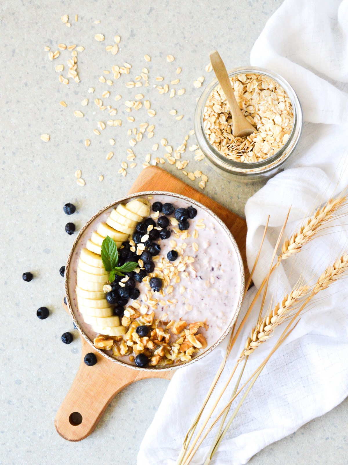 Hinh anh Healthy Kitchen: Kiểm soát cân nặng buổi sáng với yến mạch ủ lạnh qua đêm 3