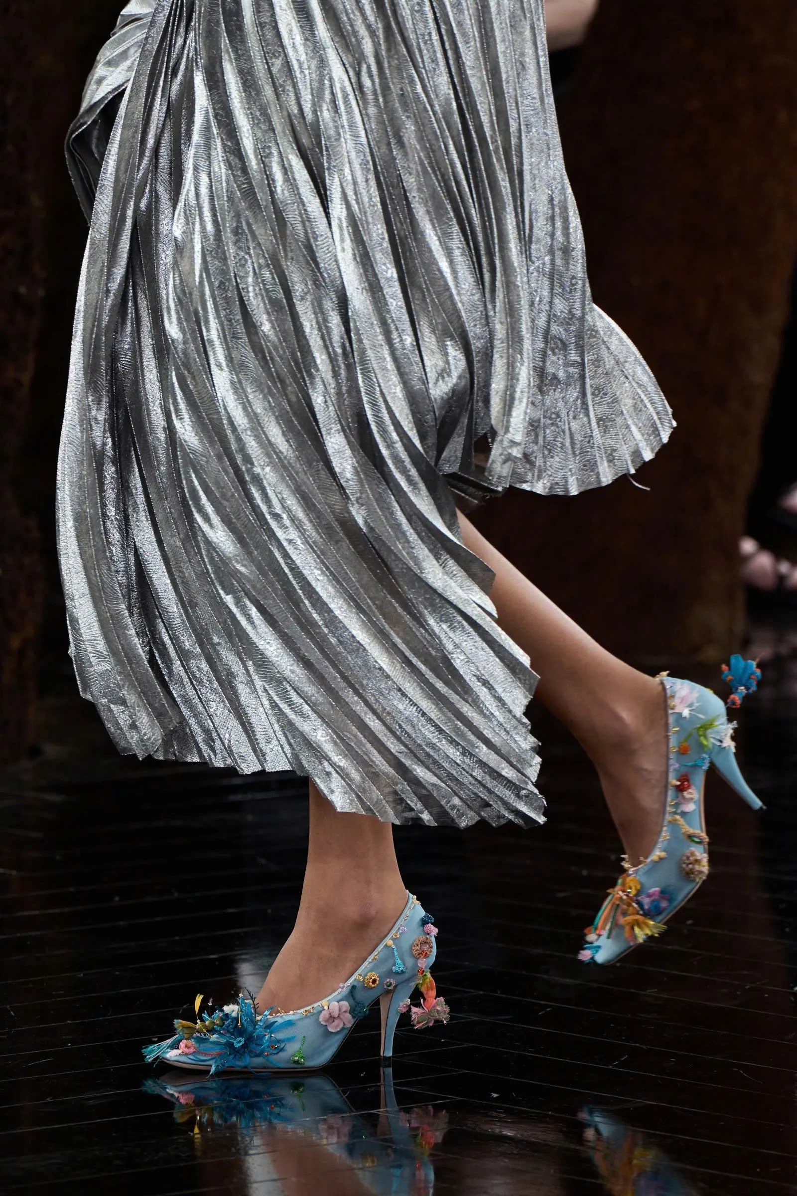 Hinh anh Dior Haute Couture FW26: Ngôn ngữ điêu khắc dưới bóng cây dương xỉ  39