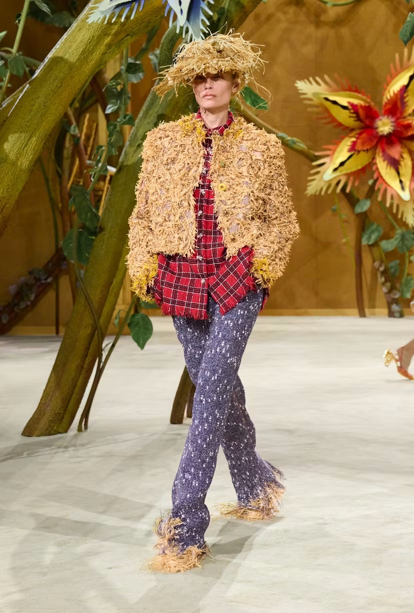Hinh anh Phụ kiện CHANEL Couture Fall 2026 : Lật giở một giấc mộng cổ tích  15
