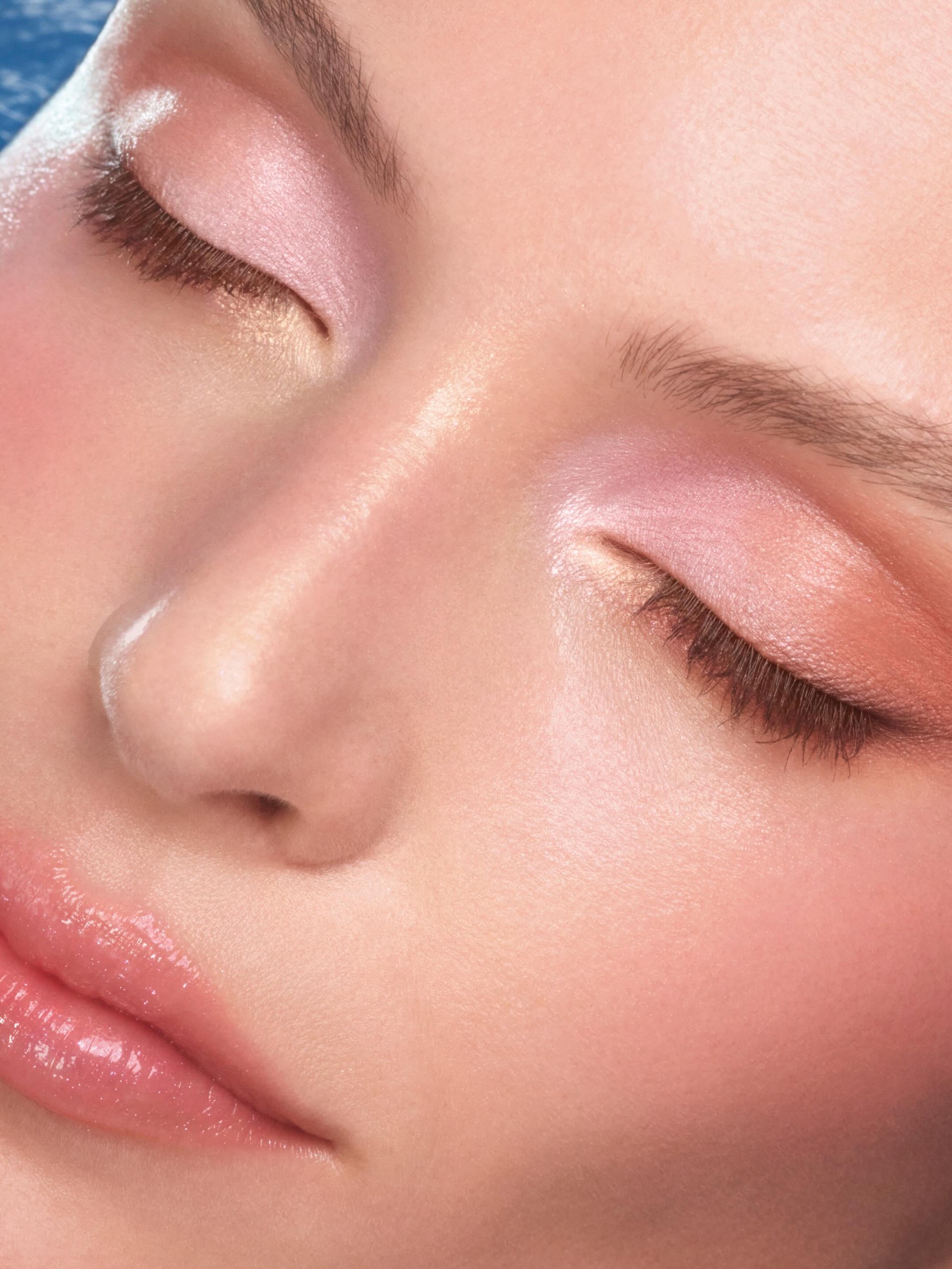 Hinh anh Công thức làn da glass skin “bất chấp” mùa Hè 8