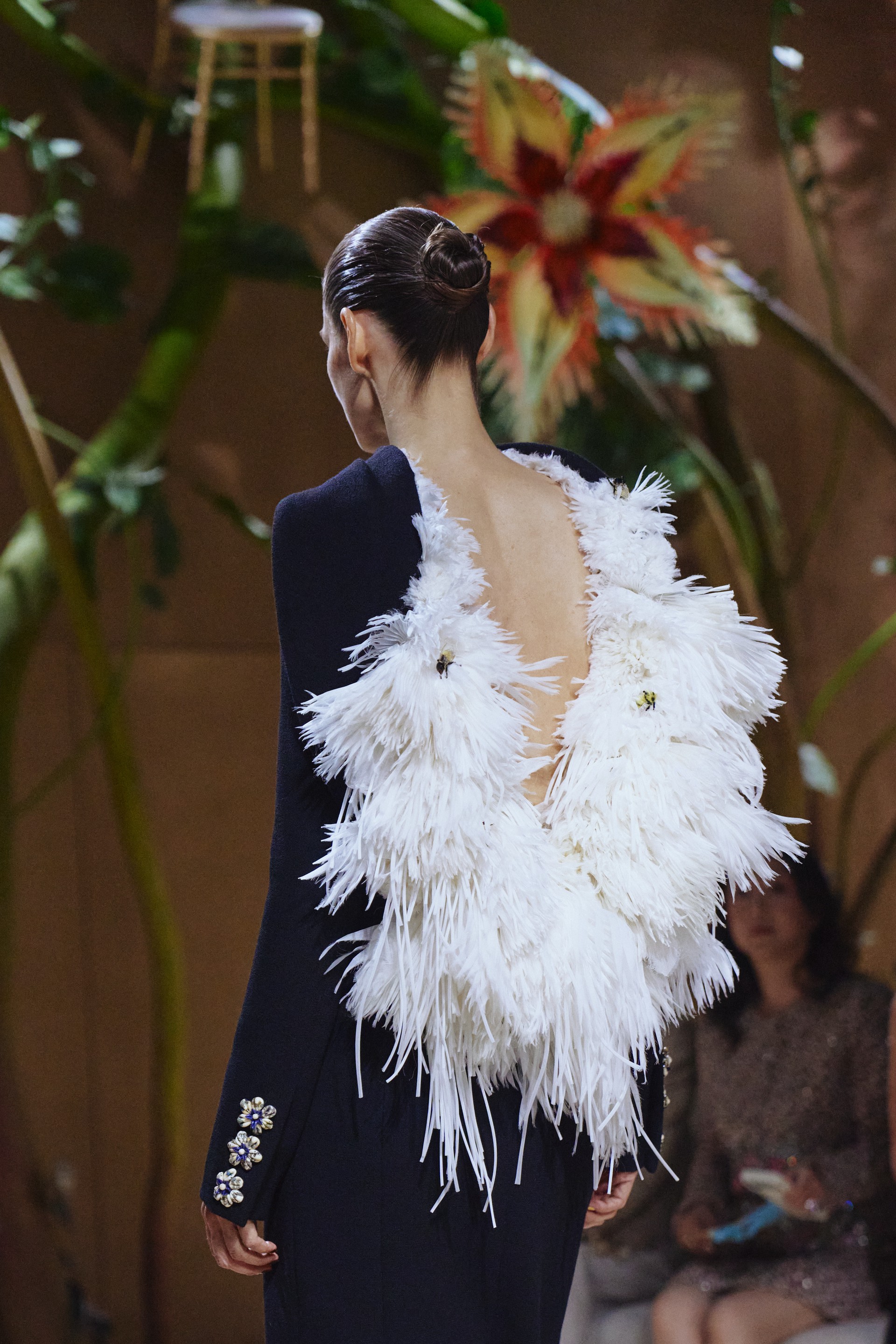 Hinh anh CHANEL Haute Couture Fall/Winter 2026: Phép màu của xưởng may 20
