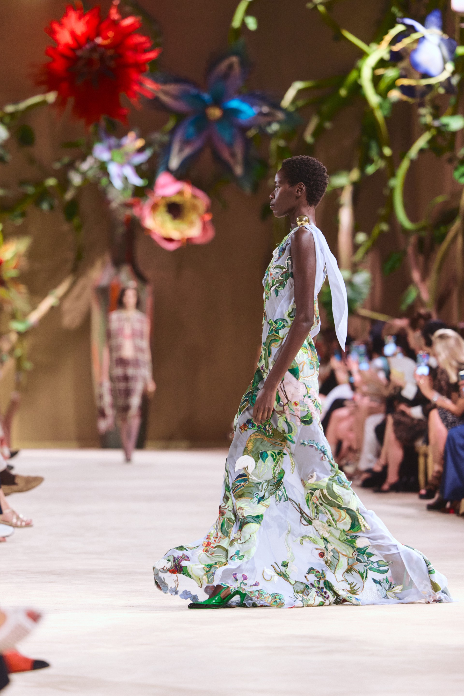 Hinh anh CHANEL Haute Couture Fall/Winter 2026: Phép màu của xưởng may 17