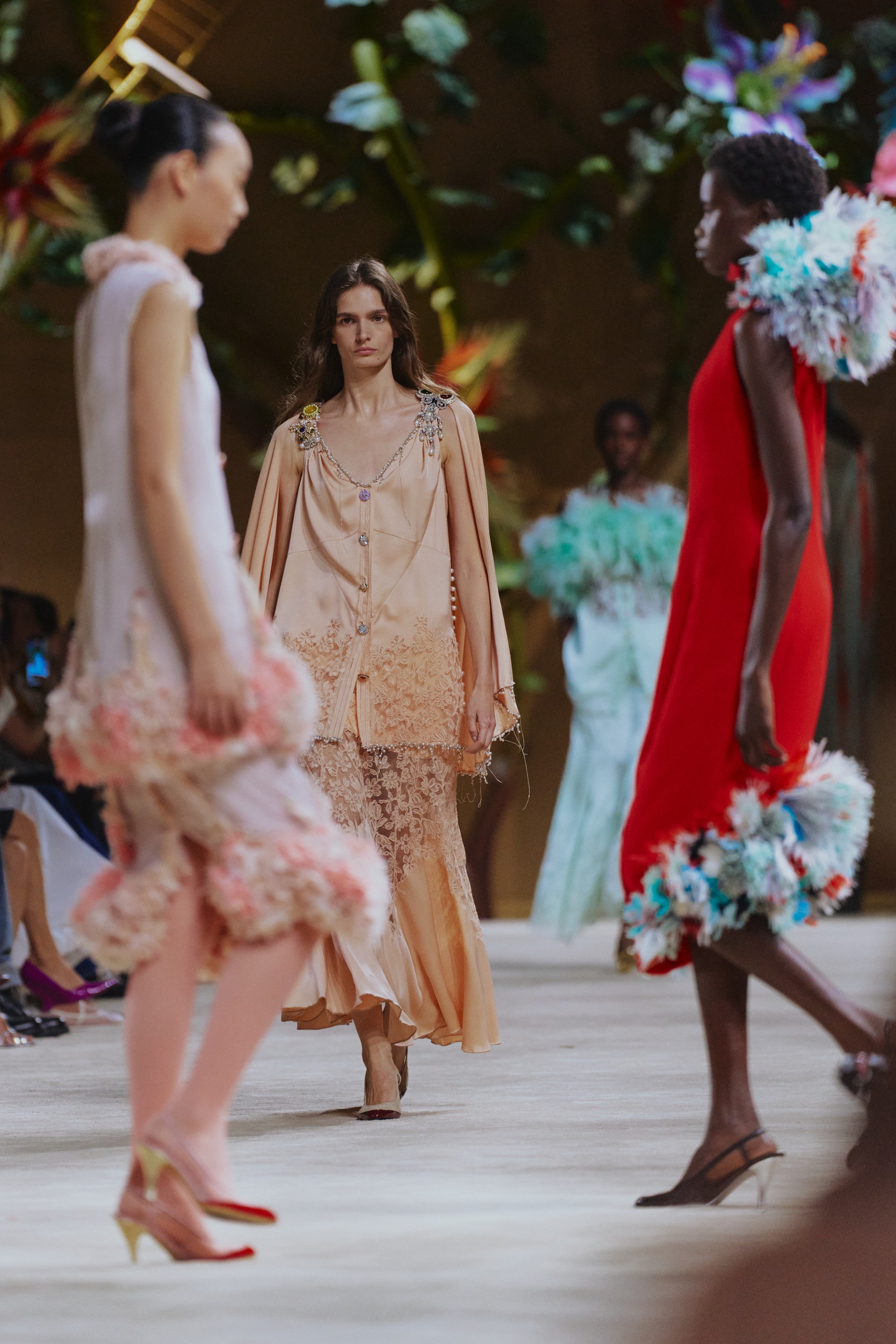 Hinh anh CHANEL Haute Couture Fall/Winter 2026: Phép màu của xưởng may 13