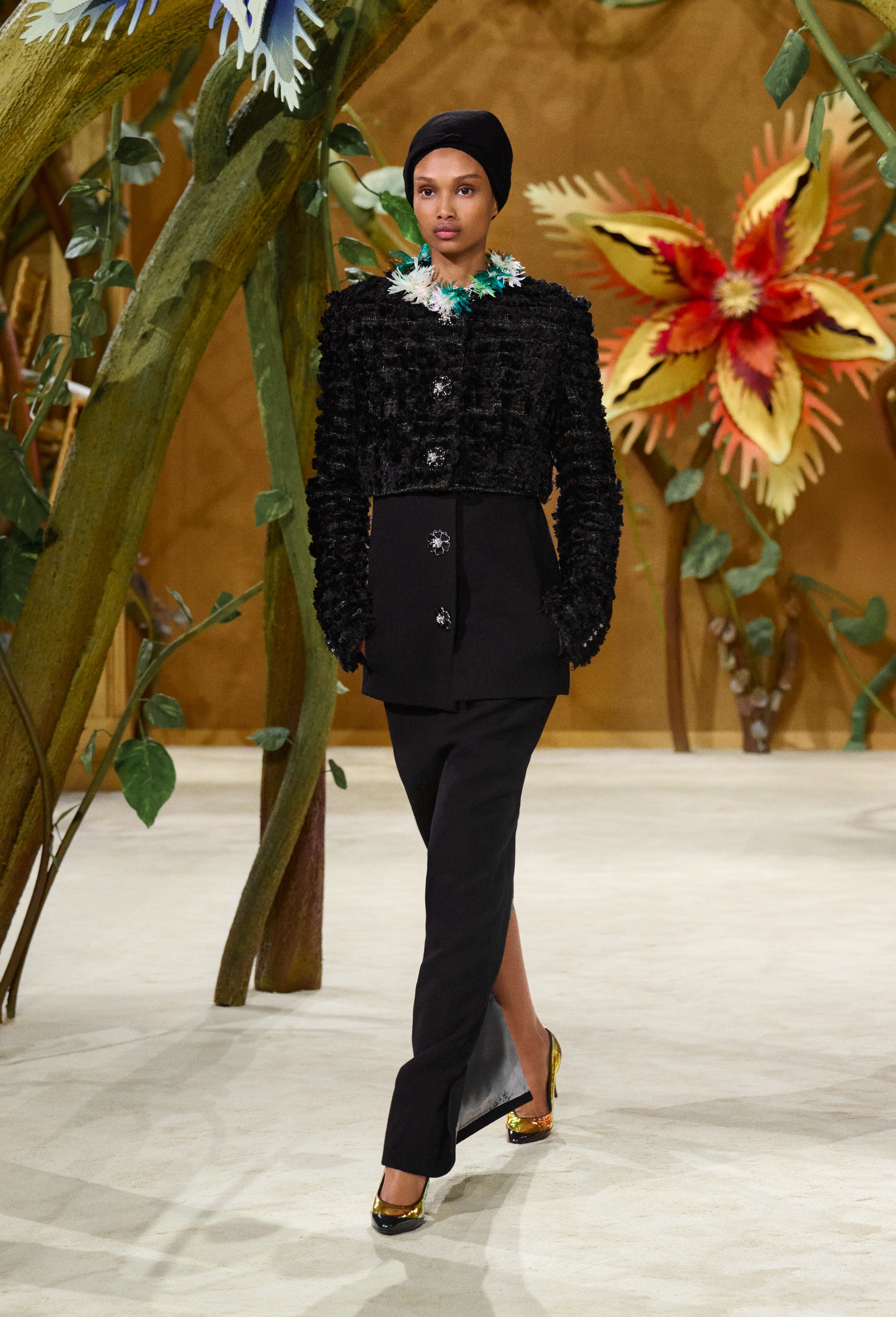 Hinh anh CHANEL Haute Couture Fall/Winter 2026: Phép màu của xưởng may 47