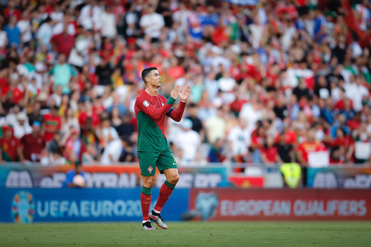 Hinh anh 14 dấu ấn Nike Mercurial viết nên sự nghiệp của Cristiano Ronaldo 36