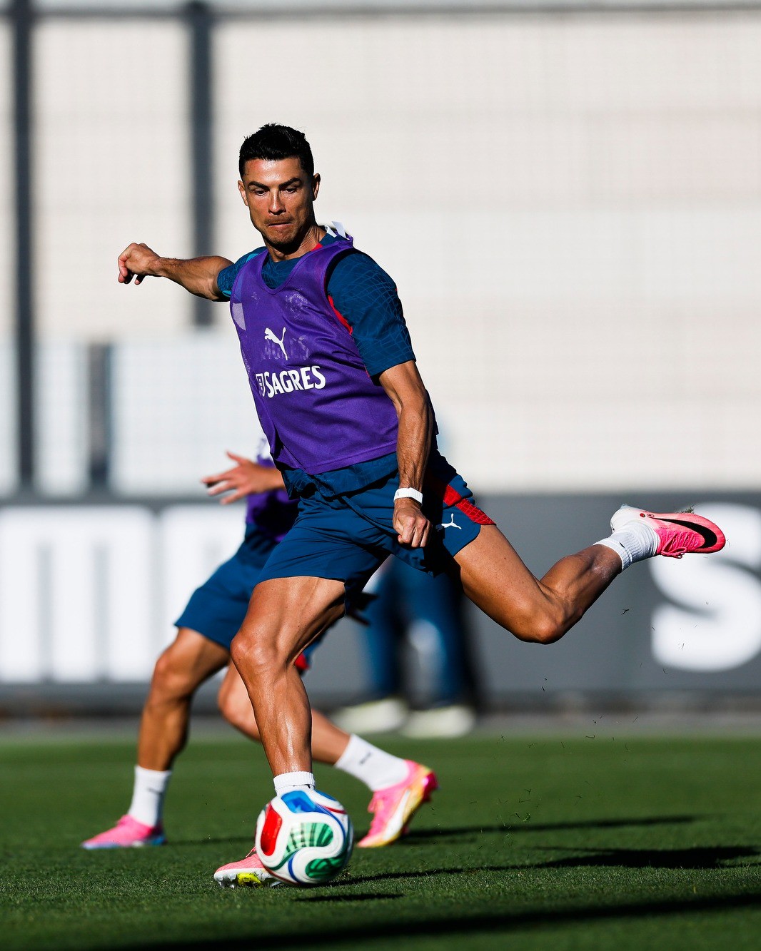 Hinh anh 14 dấu ấn Nike Mercurial viết nên sự nghiệp của Cristiano Ronaldo 42