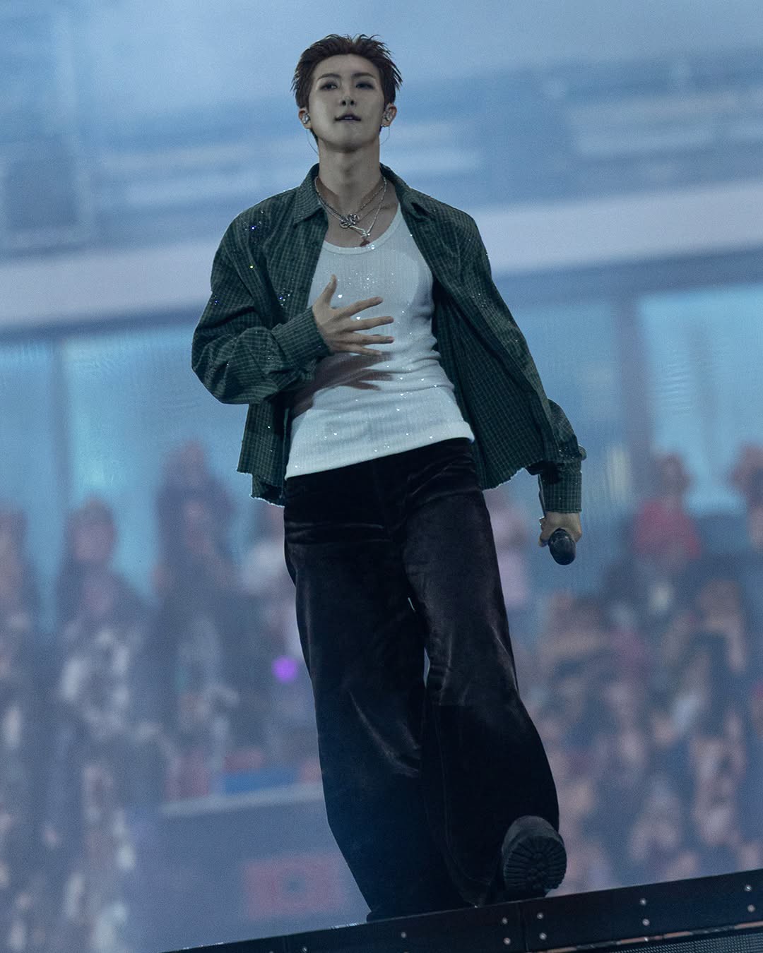 Hinh anh Khi sân khấu K-pop “hóa” sàn diễn runway 21