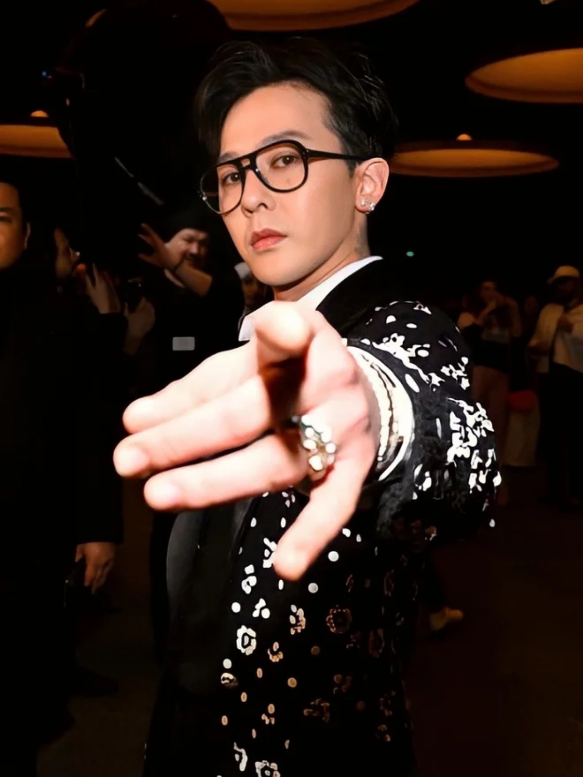 Hinh anh Những khoảnh khắc G-Dragon và CHANEL định nghĩa vẻ đẹp phi giới tính 17
