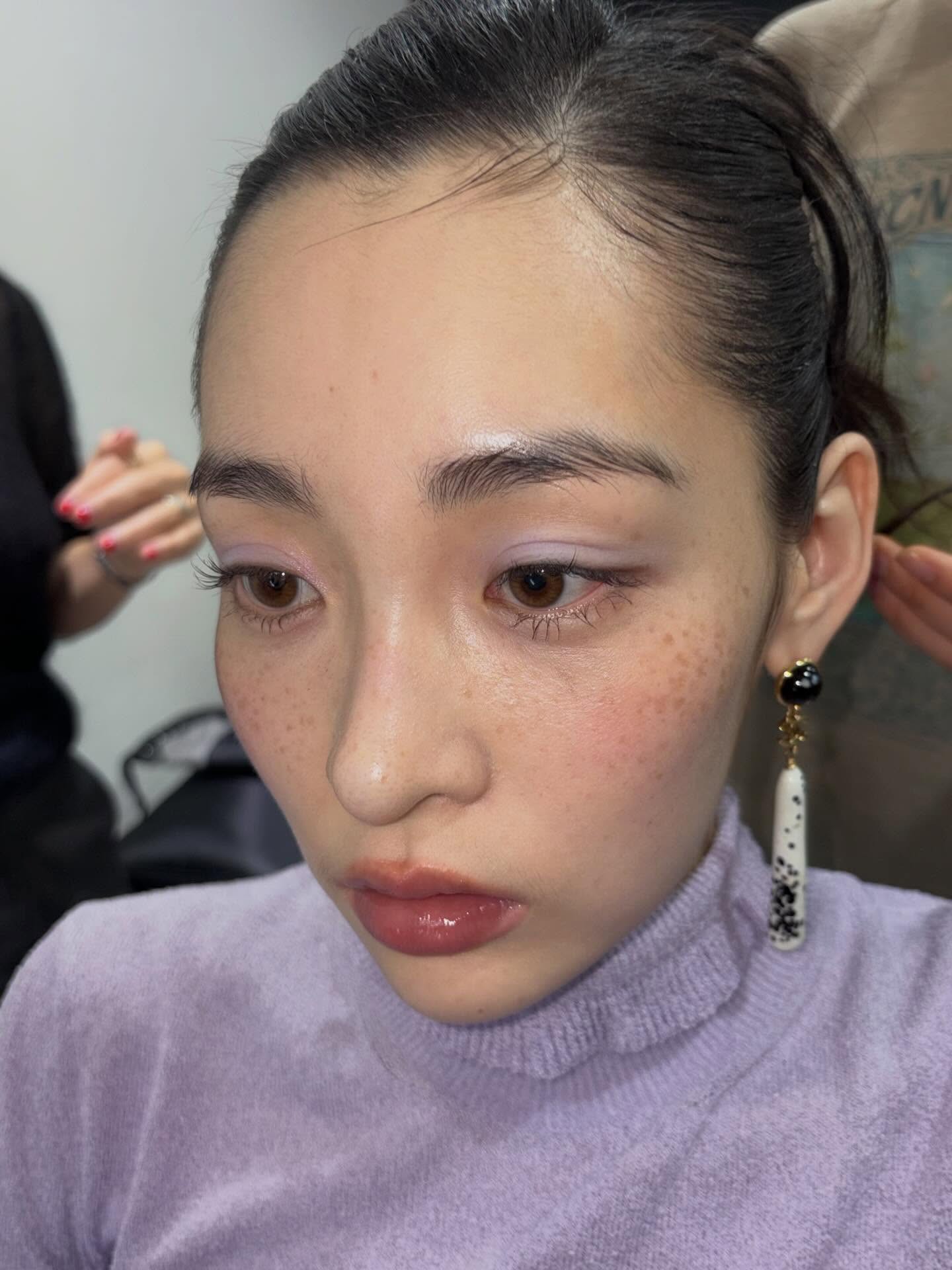 Hinh anh Lilac Makeup: Sắc tím dịu dàng của sự mộng mơ 9