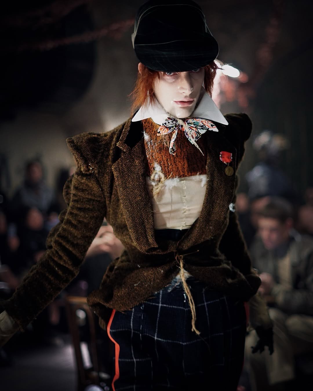 Hinh anh Met Gala 2027 sẽ kể điều gì về John Galliano?  17