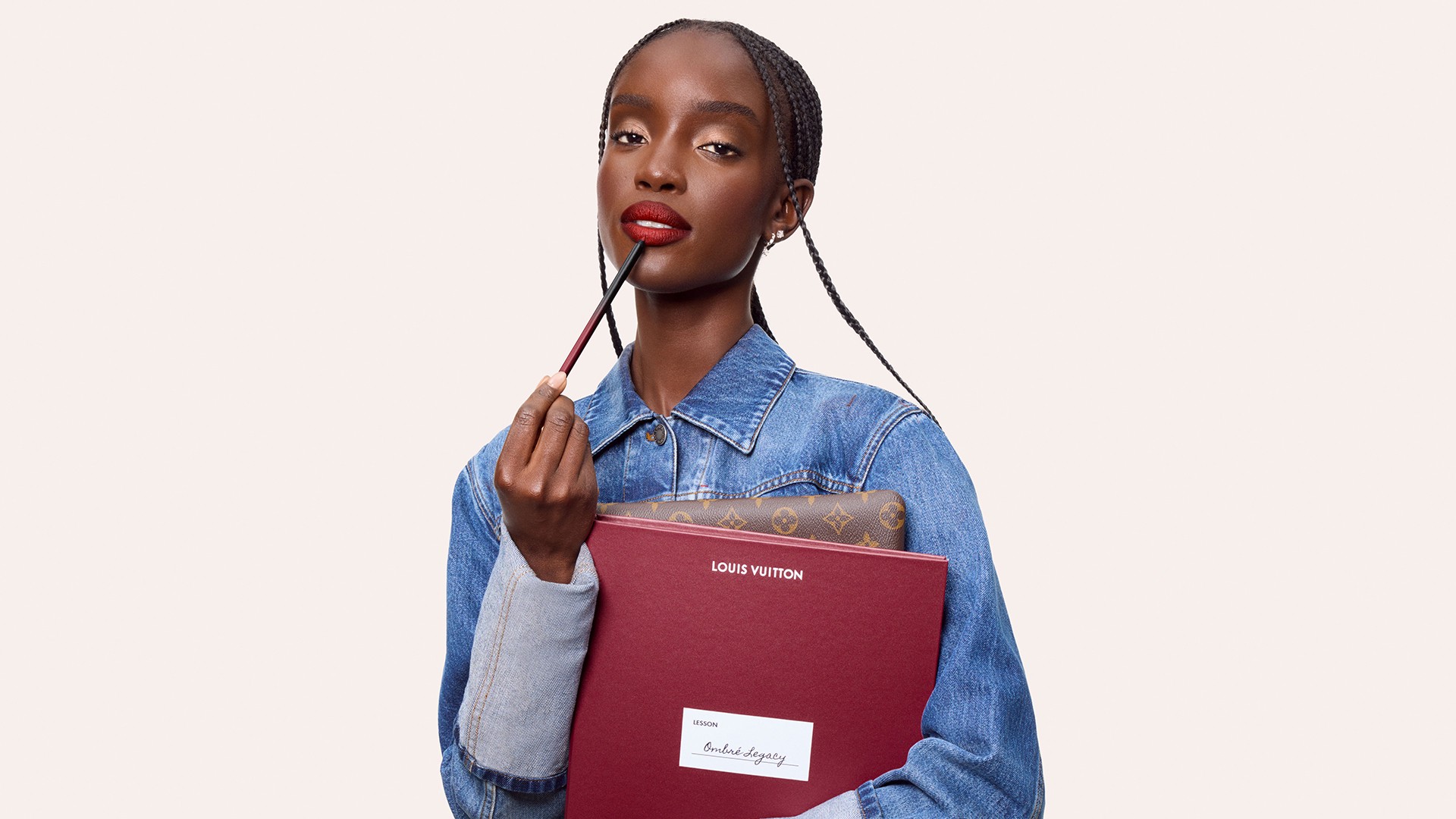 Hinh anh Louis Vuitton ra mắt chiến dịch LV Crayon cùng Dame Pat McGrath 4