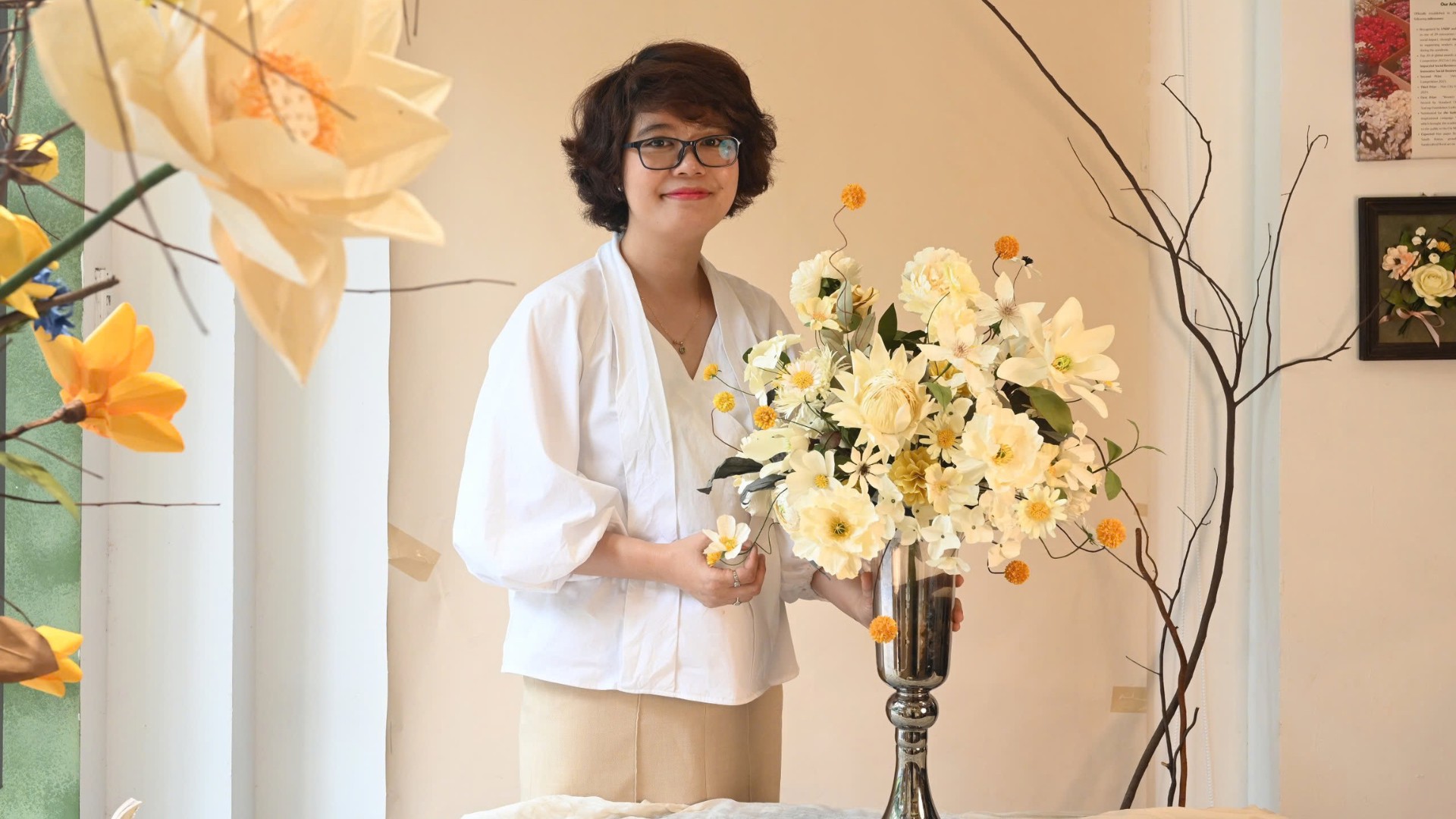 Nghệ nhân Phan Ngọc Hiếu: Người đơm sức sống cho những cánh hoa