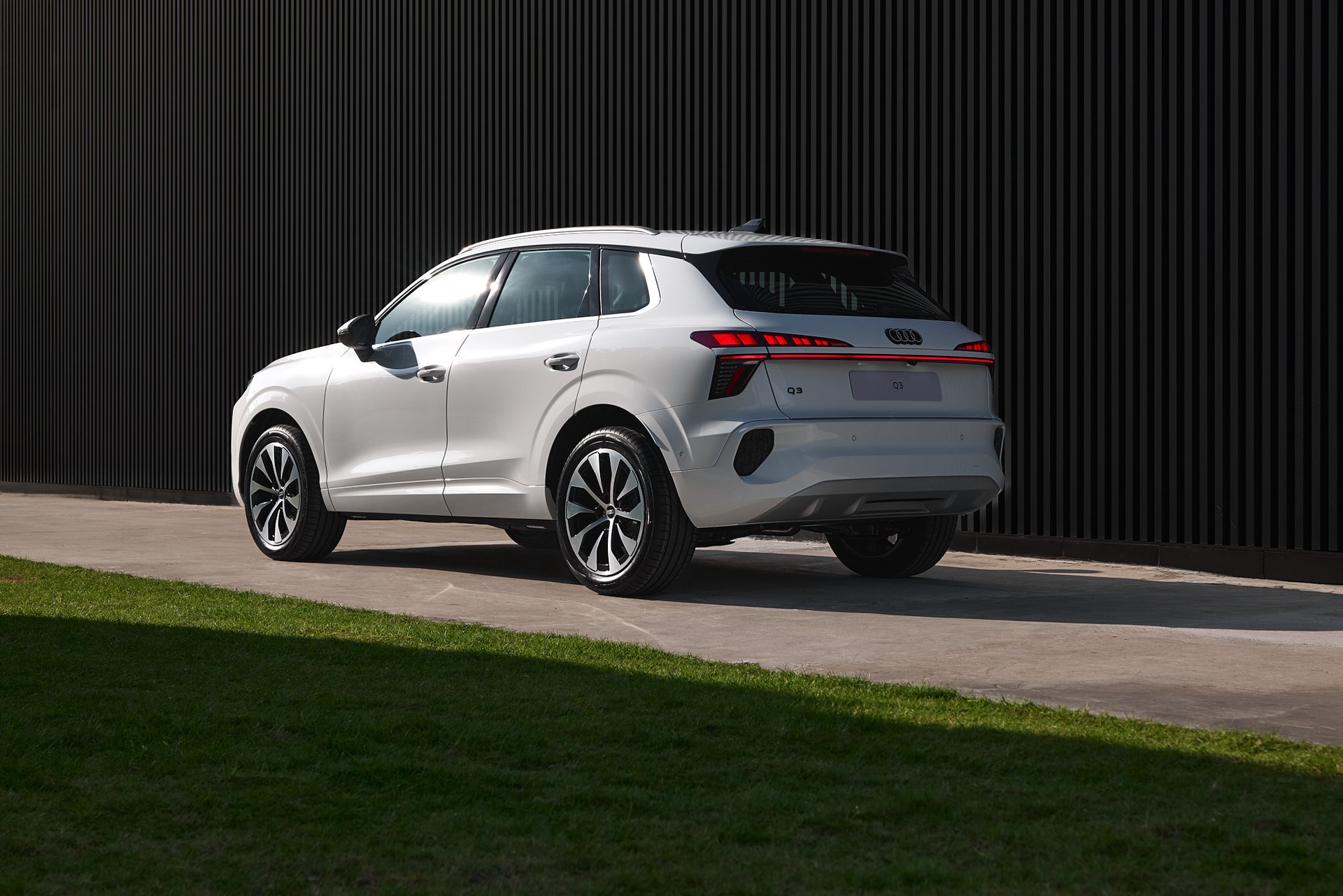 Hinh anh Audi Q3 thế hệ mới: khi chiếc xe trở thành một phần của đời sống gia đình 1