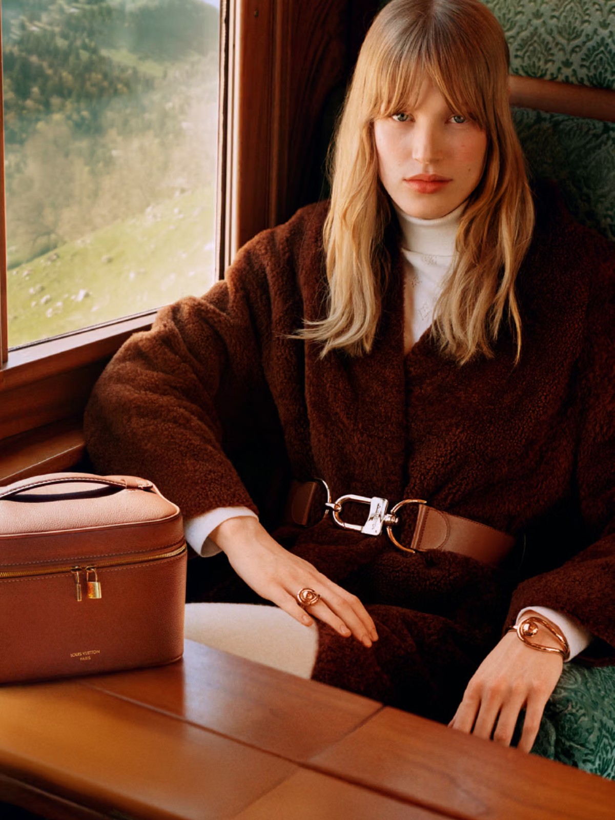 Hinh anh  Louis Vuitton Flight Mode Thu Đông 2026: Nghệ thuật du hành cho những ngày lạnh  2