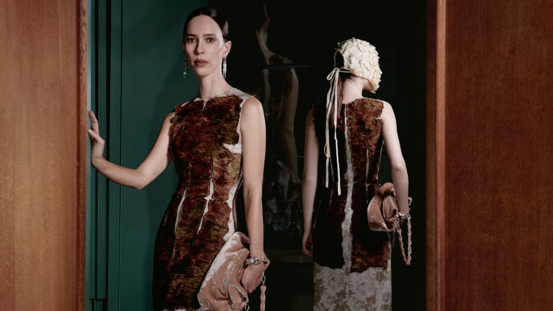 Hinh anh Maison Margiela kể gì về danh tính trong trailer ANONYMITY cho chiến dịch Thu Đông 2026 1