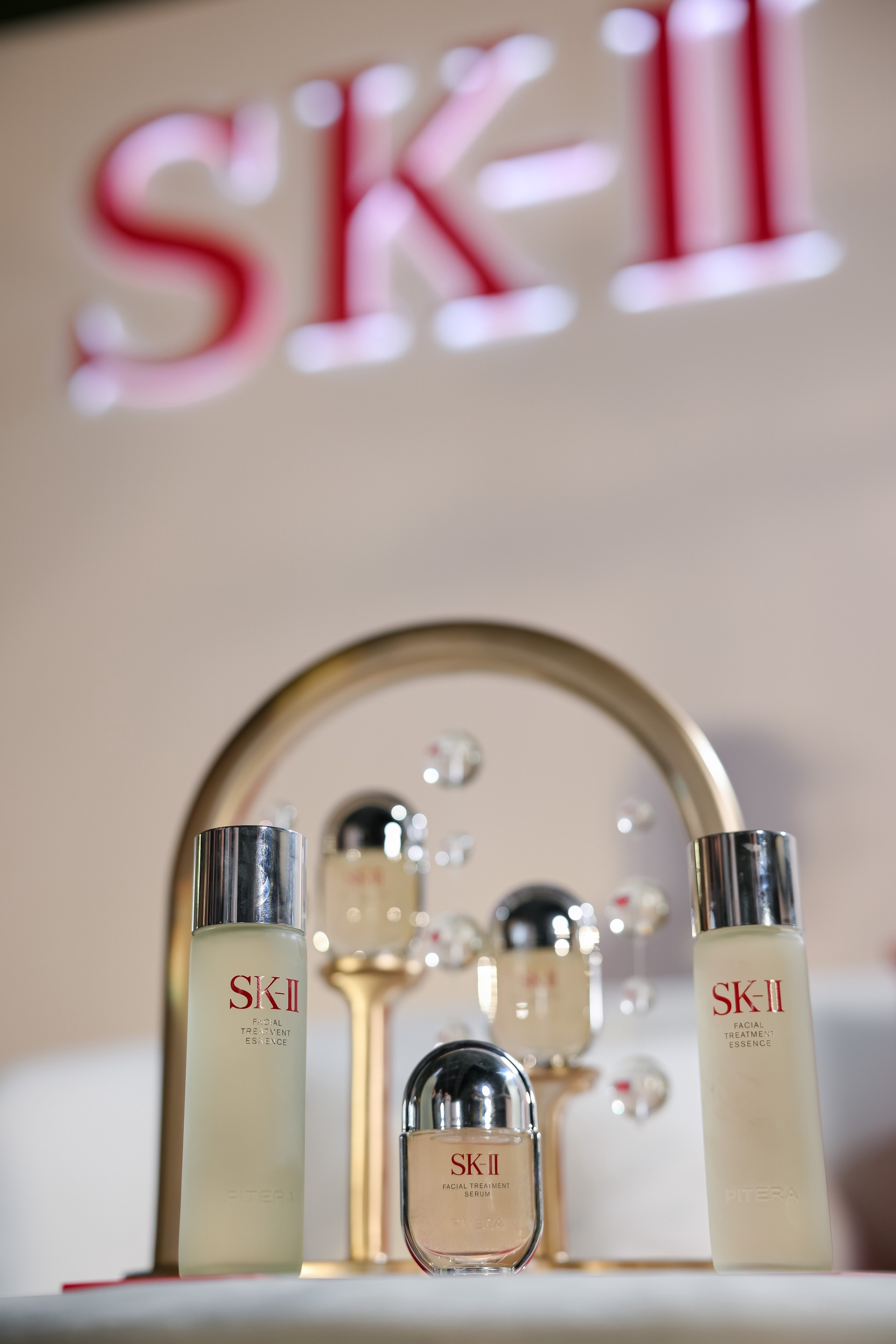 Hinh anh Khám phá Facial Treatment Serum - tinh chất mới từ SK-II với PITERA™ cô đặc khoá sắc trẻ cho làn da 2