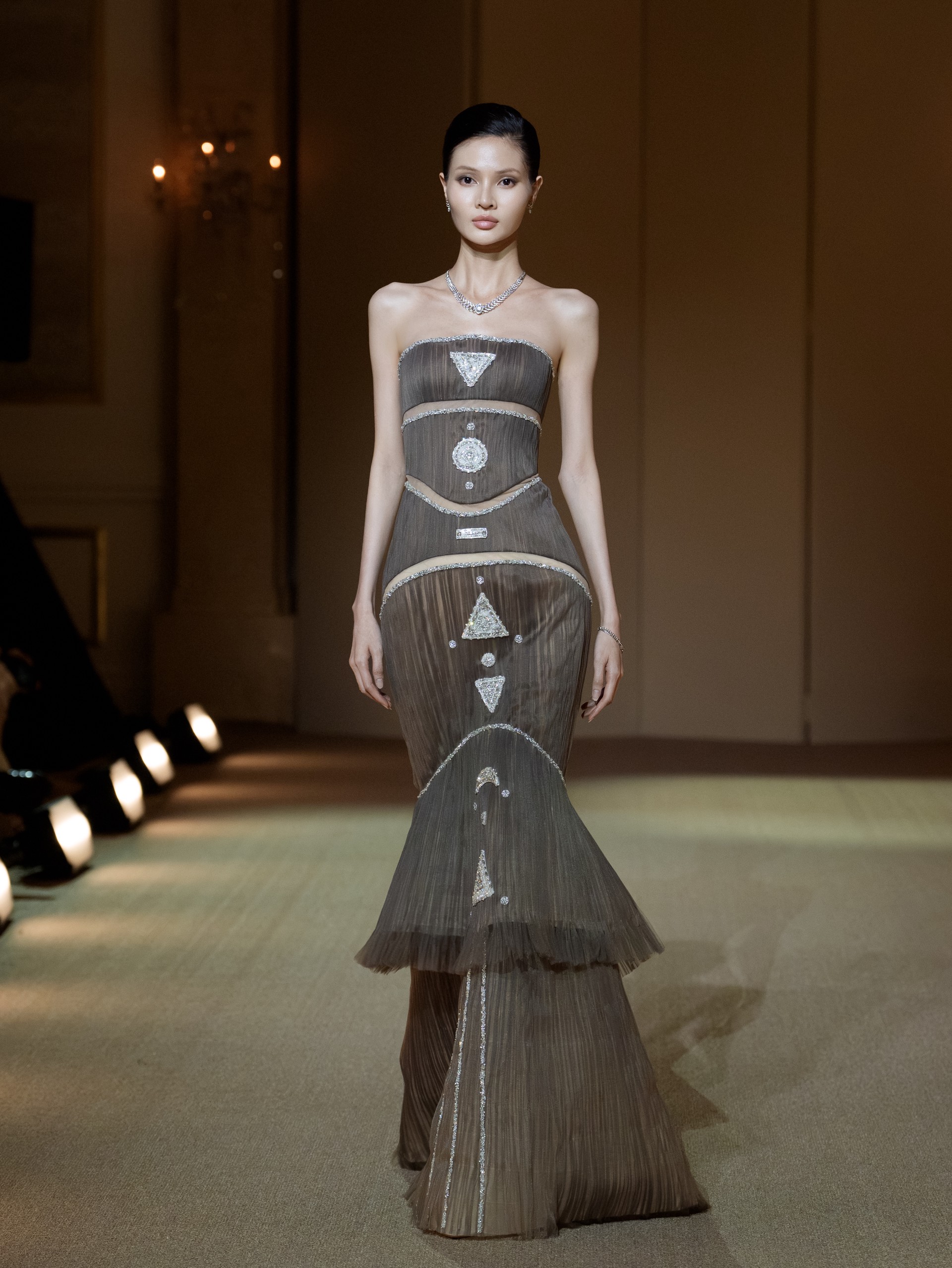 Hinh anh PHAN HUY và cuộc hội ngộ tại quê nhà với BST Spring/Summer 2027 Ready-to-Wear 31