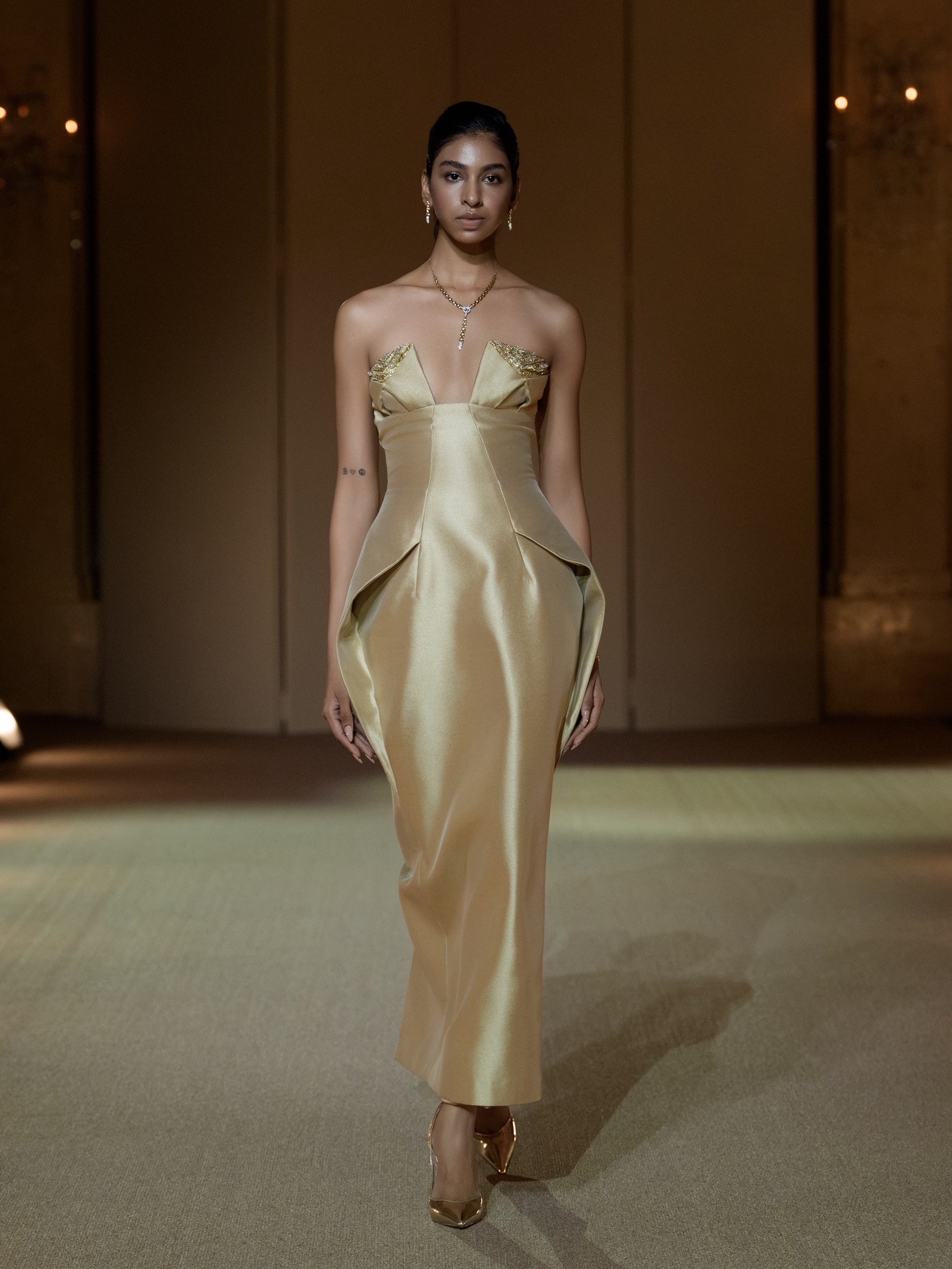 Hinh anh PHAN HUY và cuộc hội ngộ tại quê nhà với BST Spring/Summer 2027 Ready-to-Wear 12