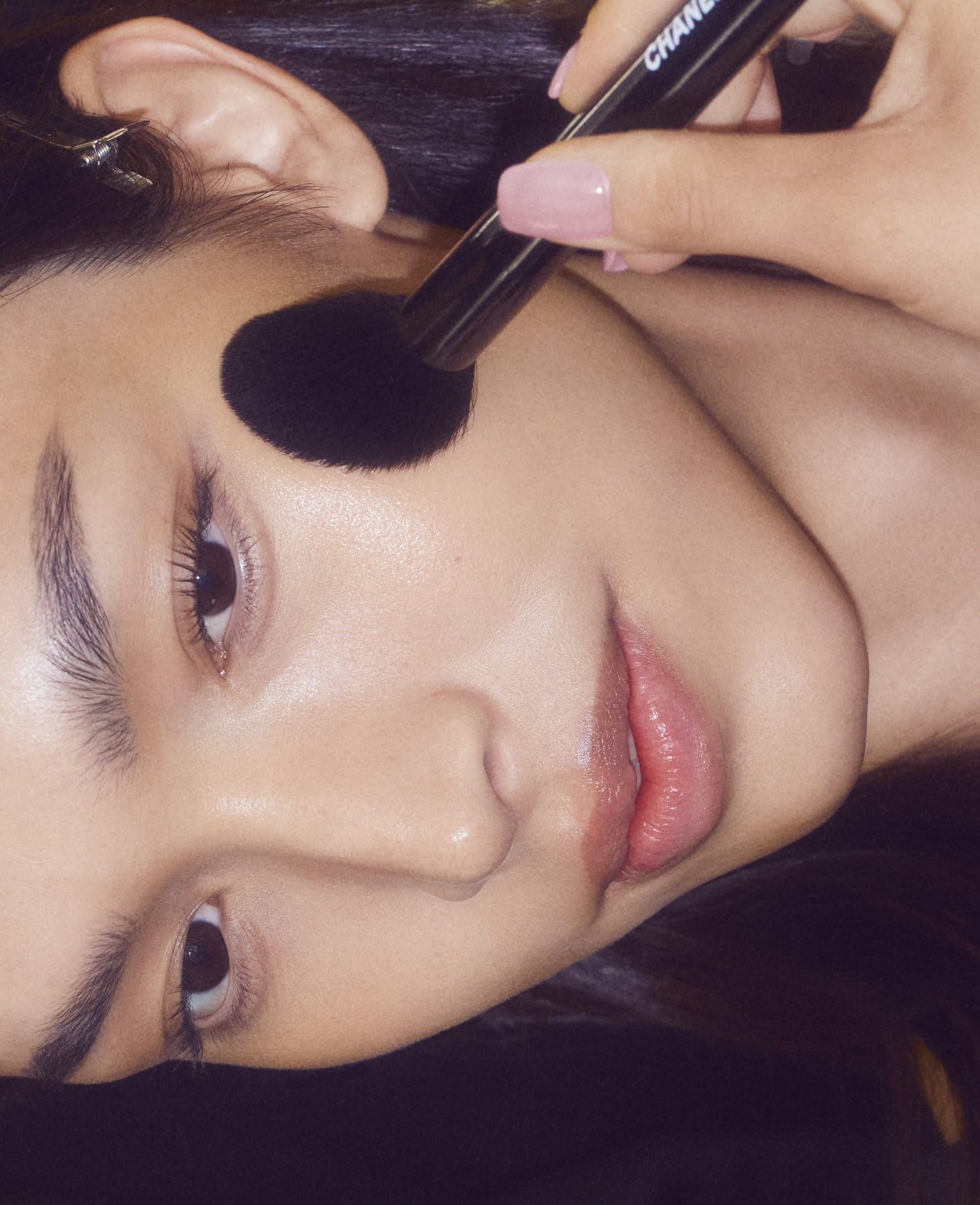 Hinh anh CHANEL Spring/Summer 2027: Nét tự do trên mỹ mạo 3