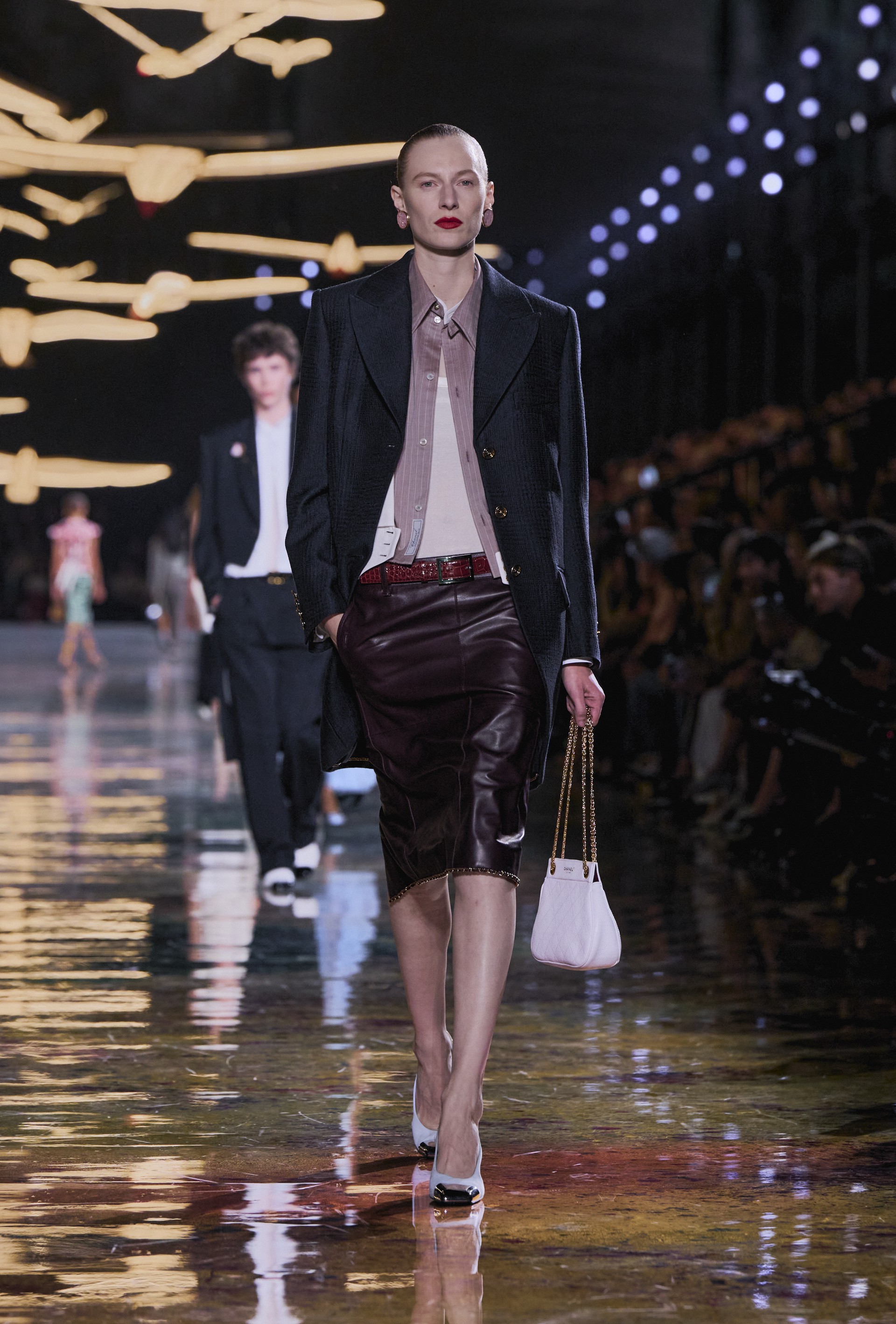 Hinh anh CHANEL Spring/Summer 2027: Nét tự do trên mỹ mạo 21