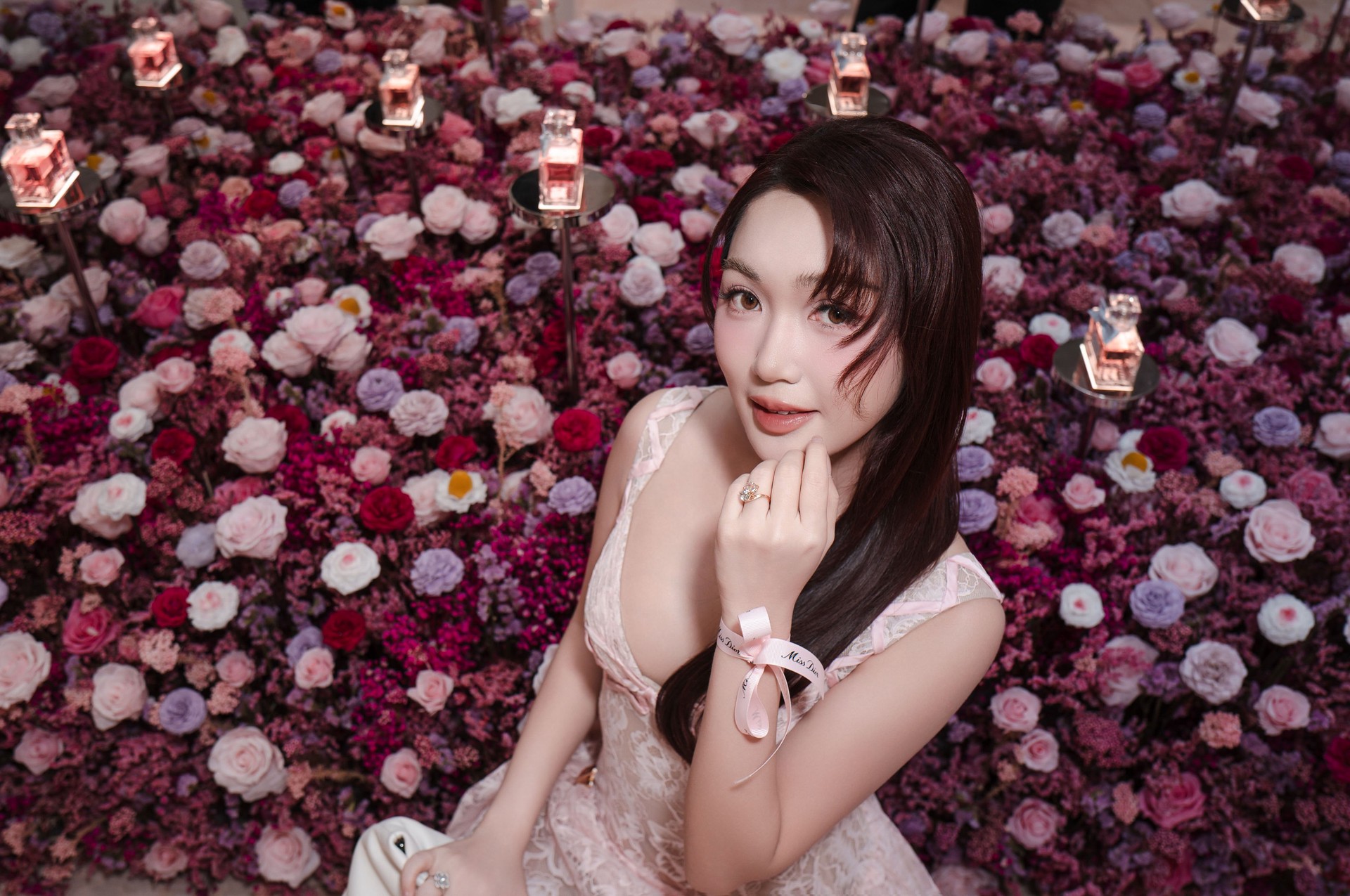 Hinh anh Khám phá Miss Dior qua những dấu ấn couture 8