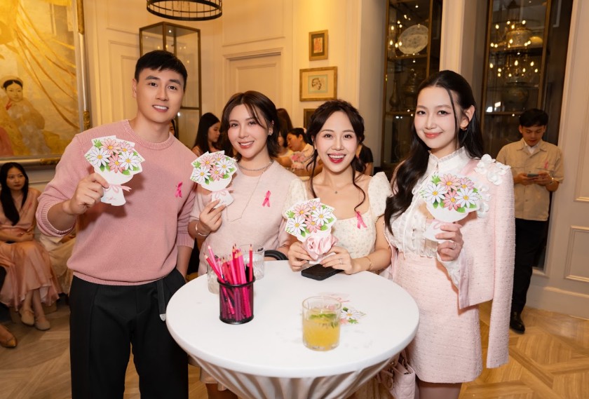 Hinh anh Cùng Estée Lauder Companies lan tỏa thông điệp “Breast Care is Self-Care” 4