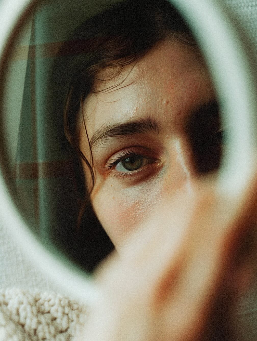 Hinh anh Good Girl Syndrome: Tấm gương phản chiếu mặt tối của sự ngoan hiền 2