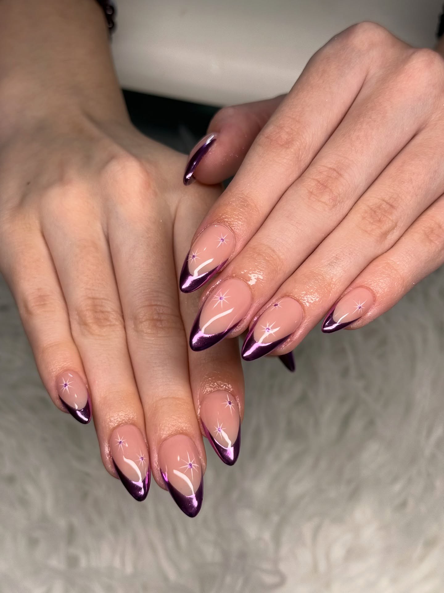 Hinh anh Nail Art Thu-Đông 2026: Mùa Thu gọi tên sắc tím 20