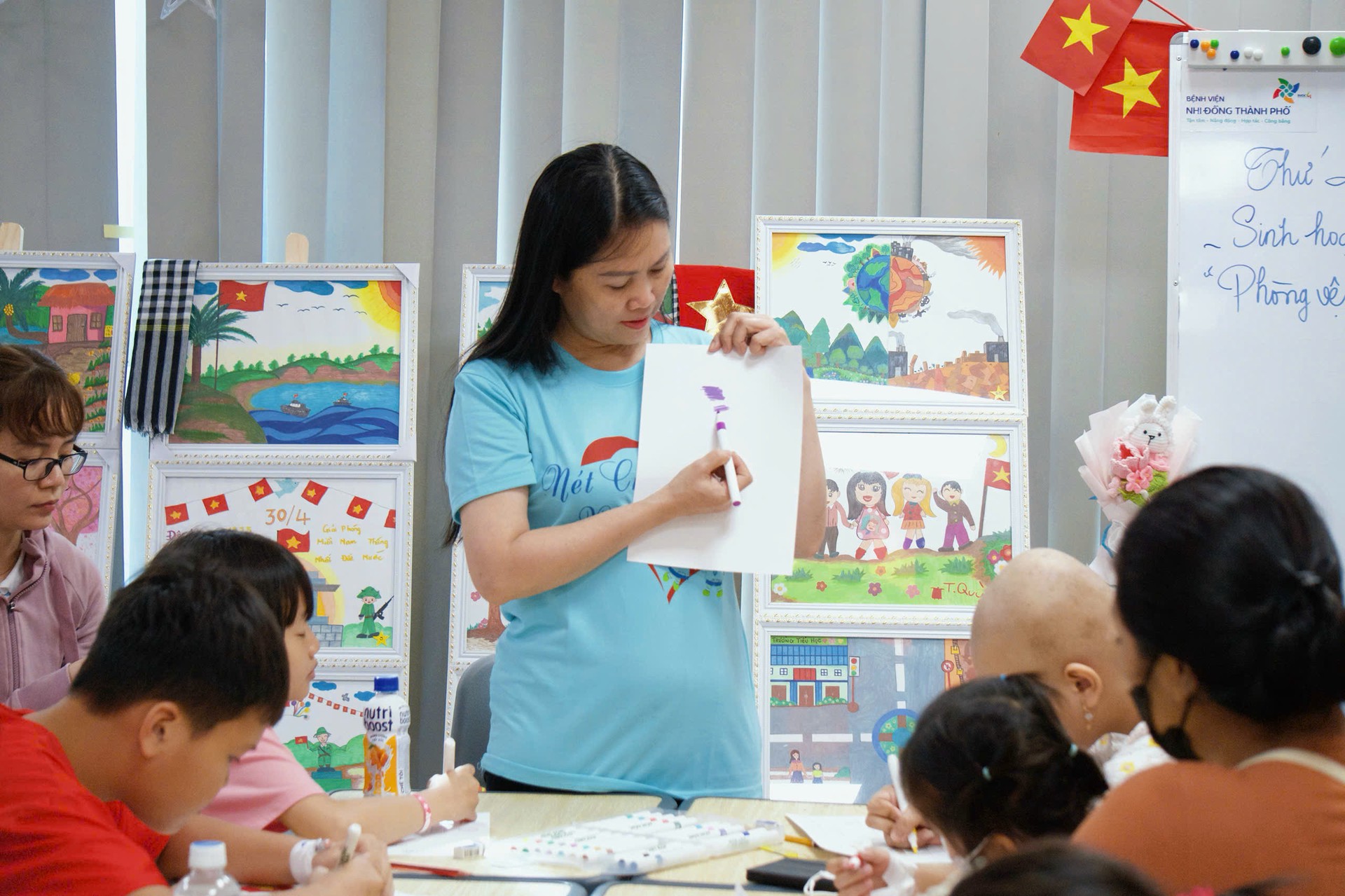 Hinh anh [Women in Education] “Cô giáo không bục giảng” Lê Thị Mai 1