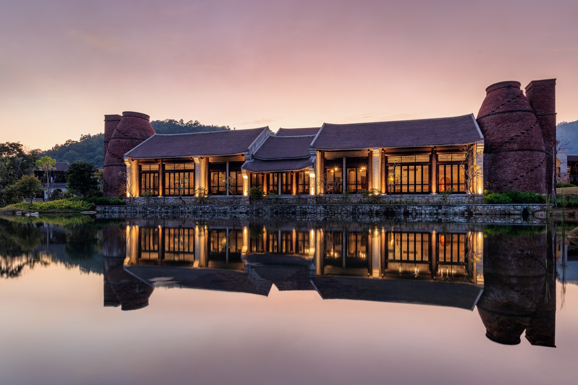 Hinh anh Sắc hồng nối dài những yêu thương 5