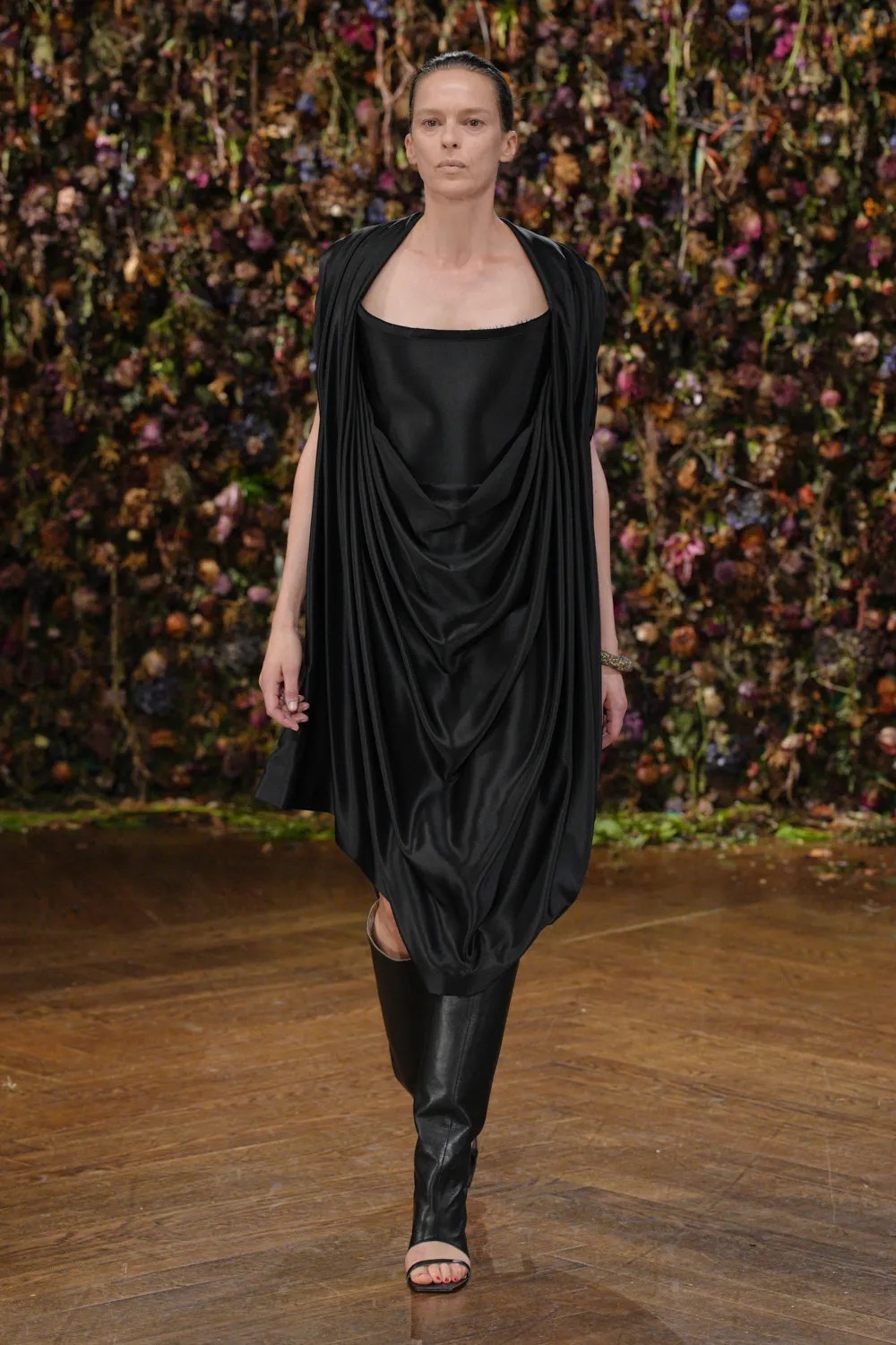 Hinh anh Maison Margiela Spring/Summer 2027: Sự nổi loạn của những điều rất đỗi bình thường 29