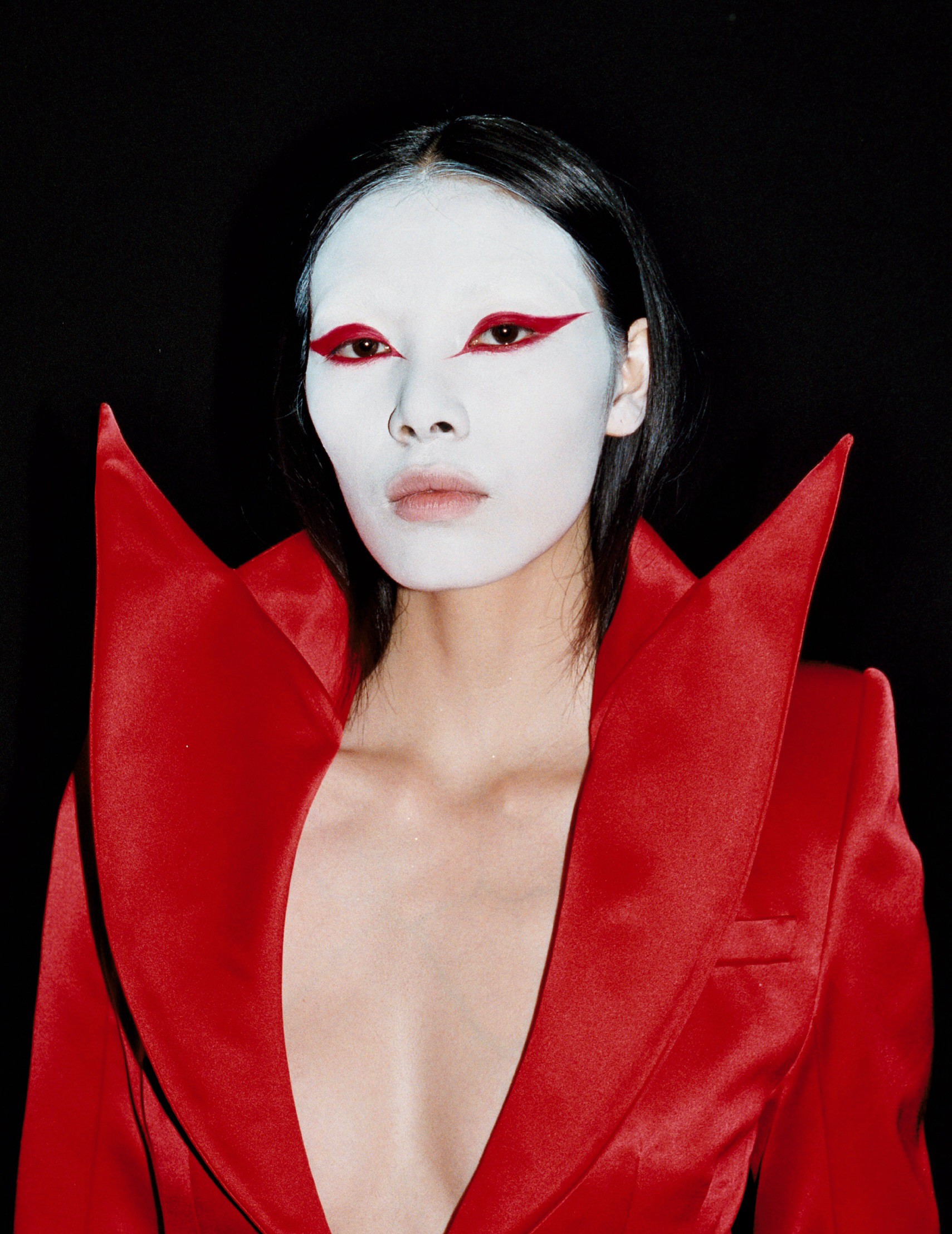 Hinh anh Những thế giới khác lạ tại Paris Fashion Week 25