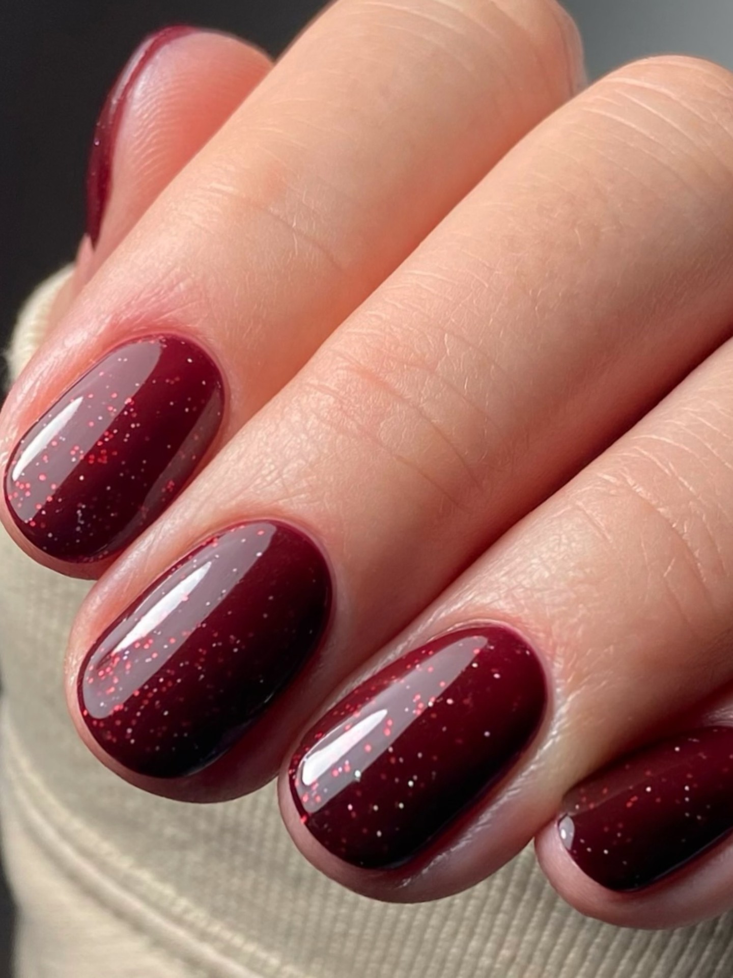 Hinh anh Nail Art Thu-Đông 2026: Mùa Thu gọi tên sắc tím 17