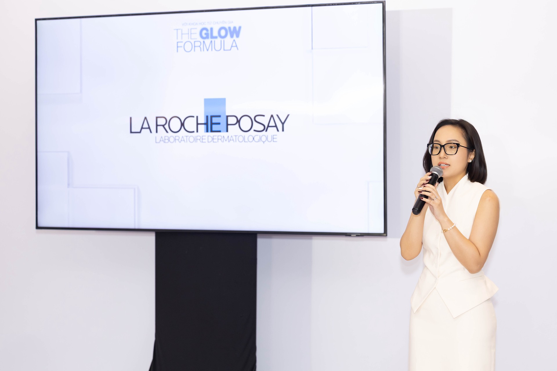 Hinh anh Marie Claire Privé x La-Roche Posay: Định nghĩa rạng rỡ theo cách riêng 9